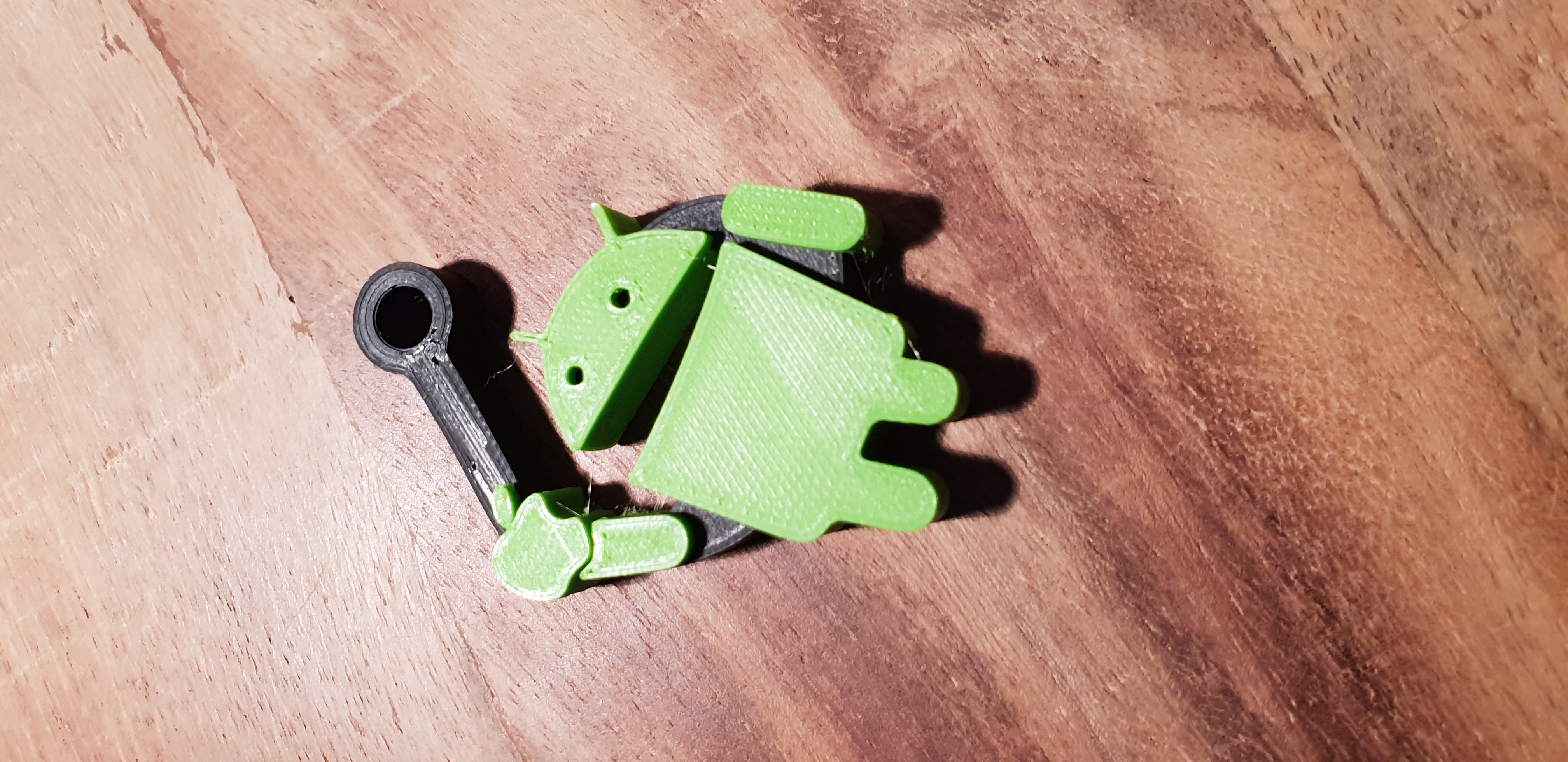 Miniatura 3 do modelo 3D KeyChain Android Eating Apple