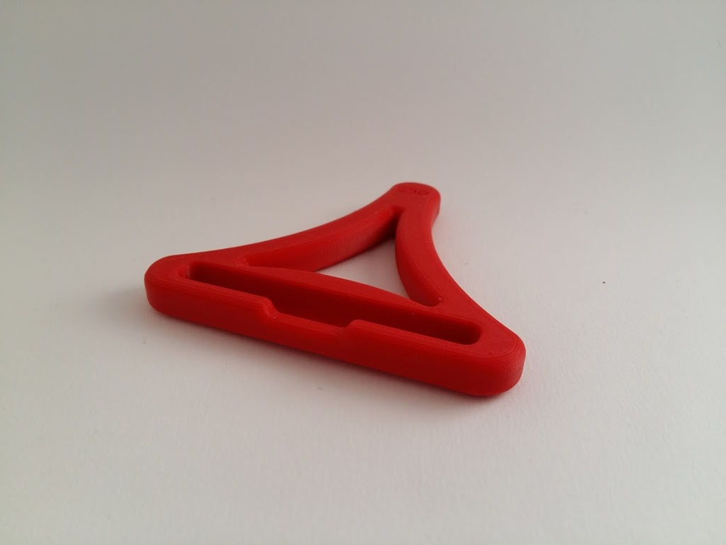 Miniatura 4 do modelo 3D Simple Phone Holder