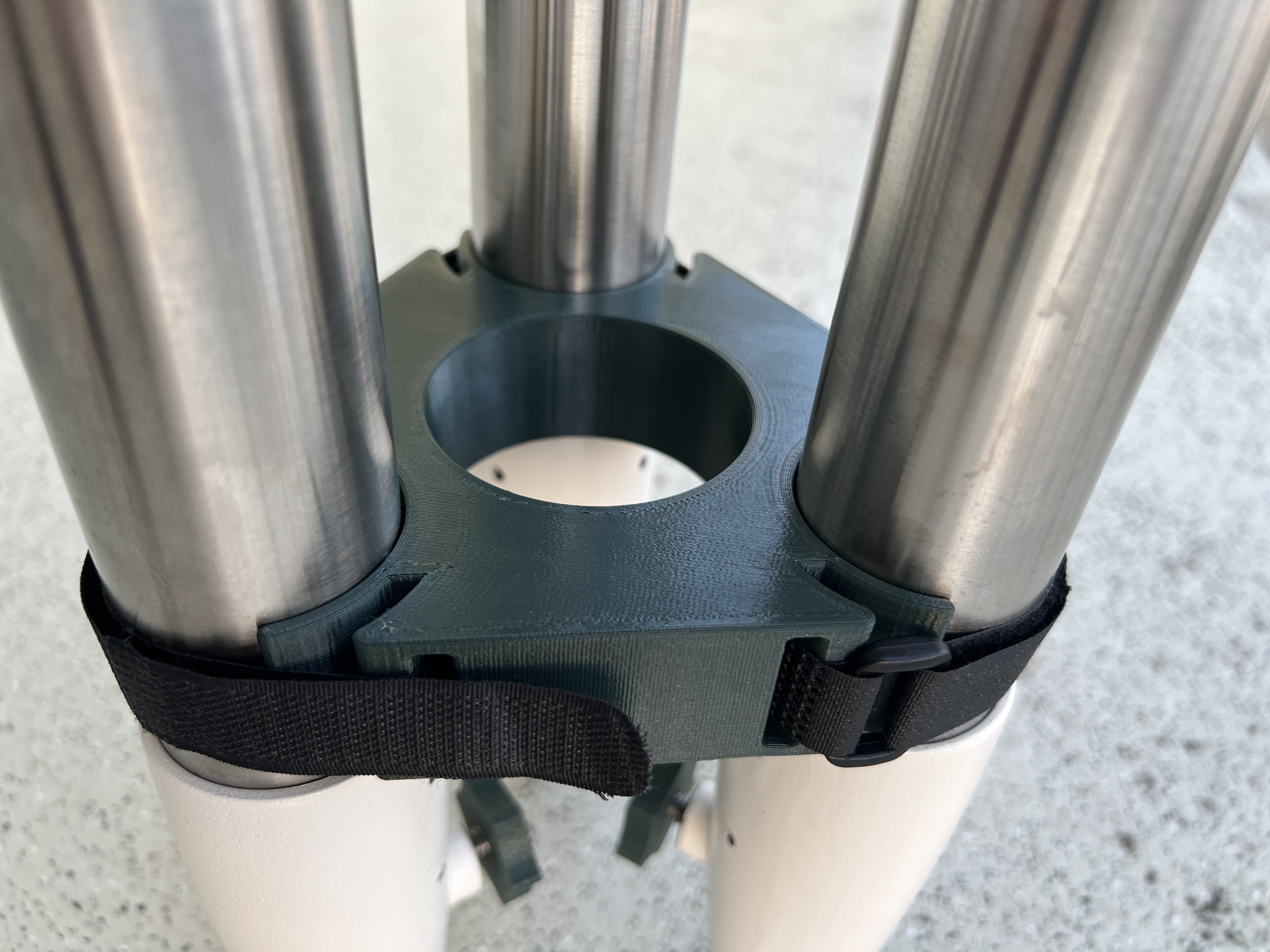 Skywatcher EQ5 Tripod Transport Clip
