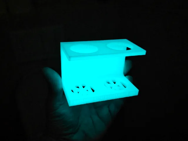 Toothbrush holder