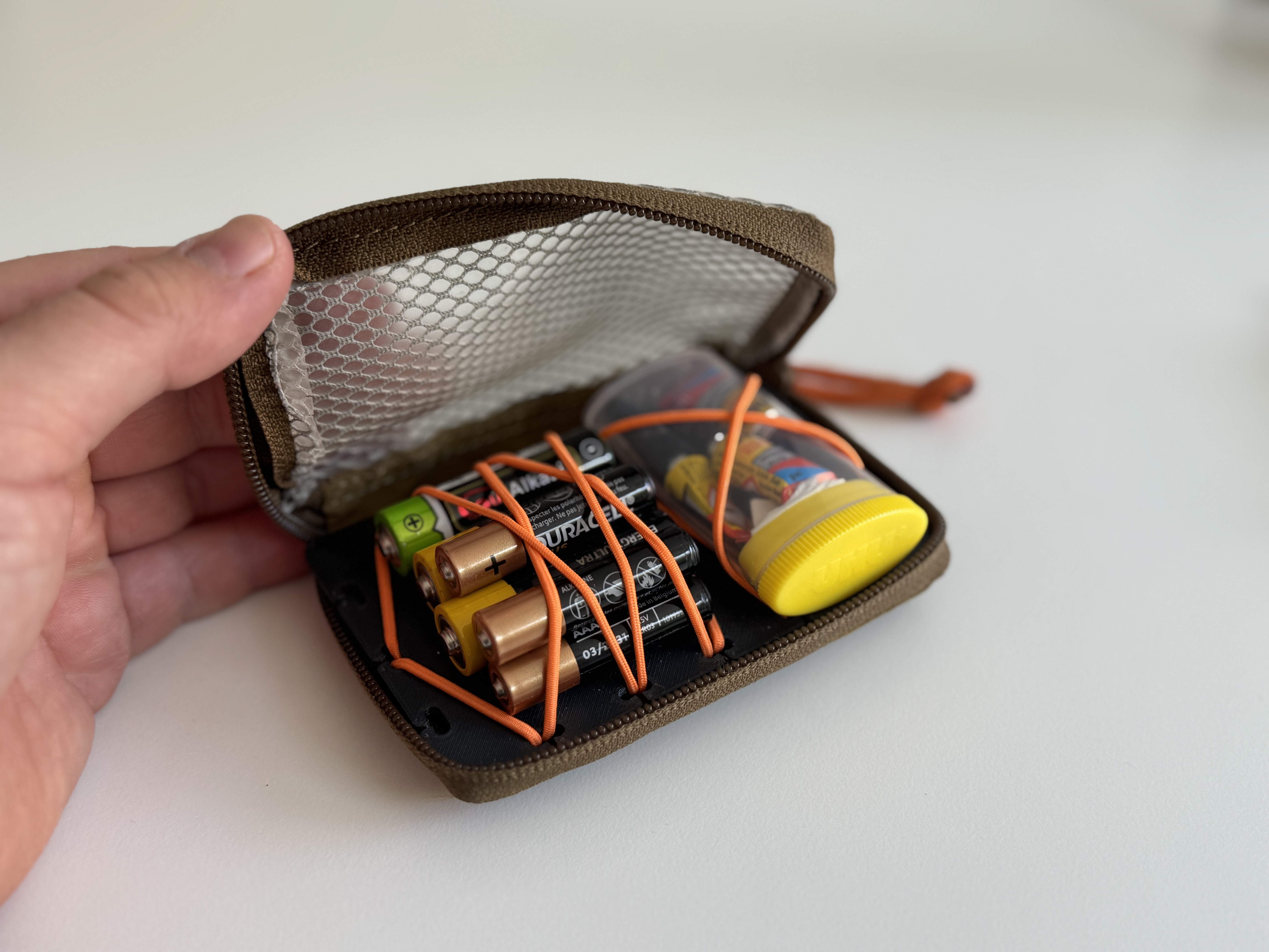 Miniatura 5 do modelo 3D EDC Rack / Tool organizer