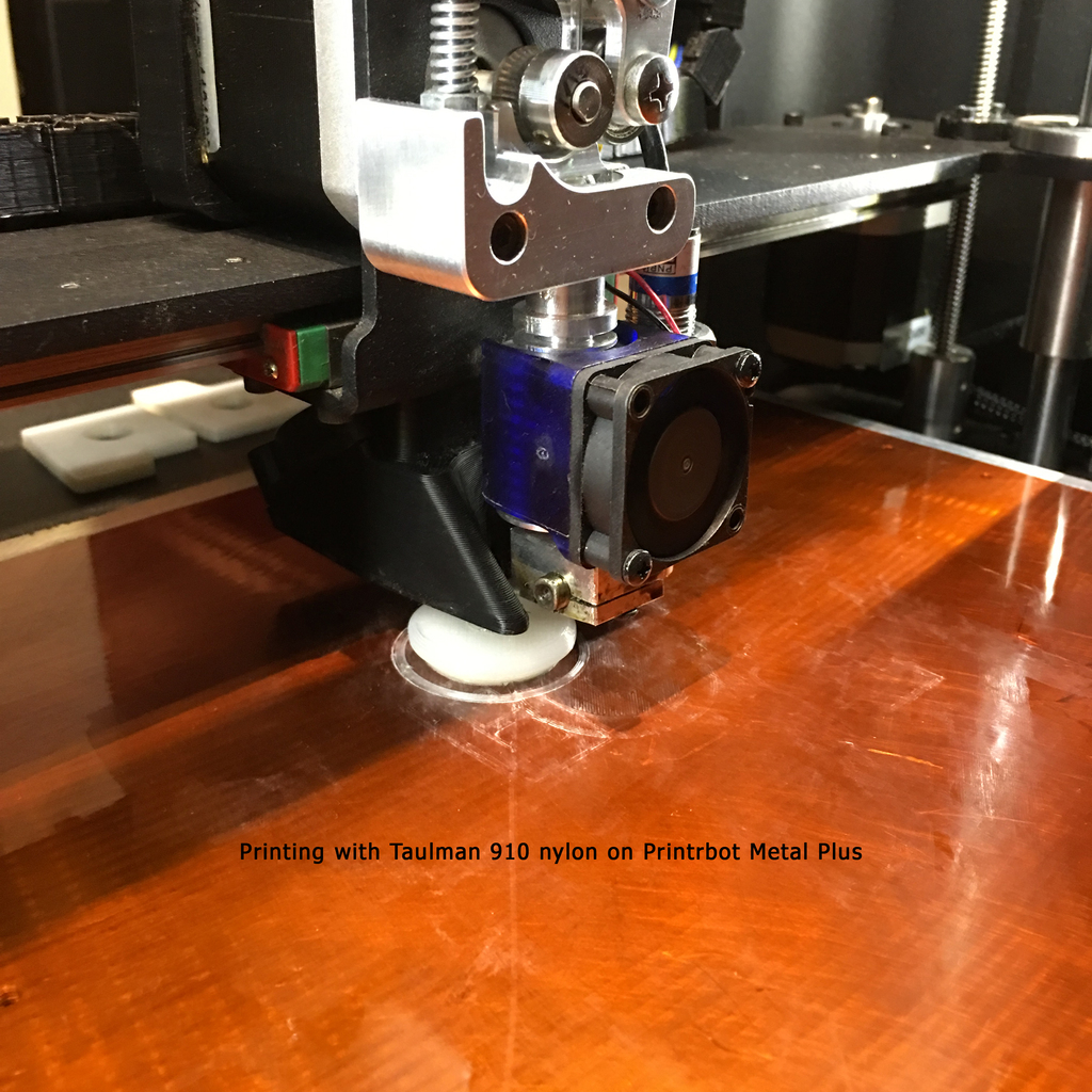Miniatura 7 do modelo 3D Replacement Drawer Roller