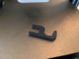 Miniatura 2 do modelo 3D Backpack hook for desk