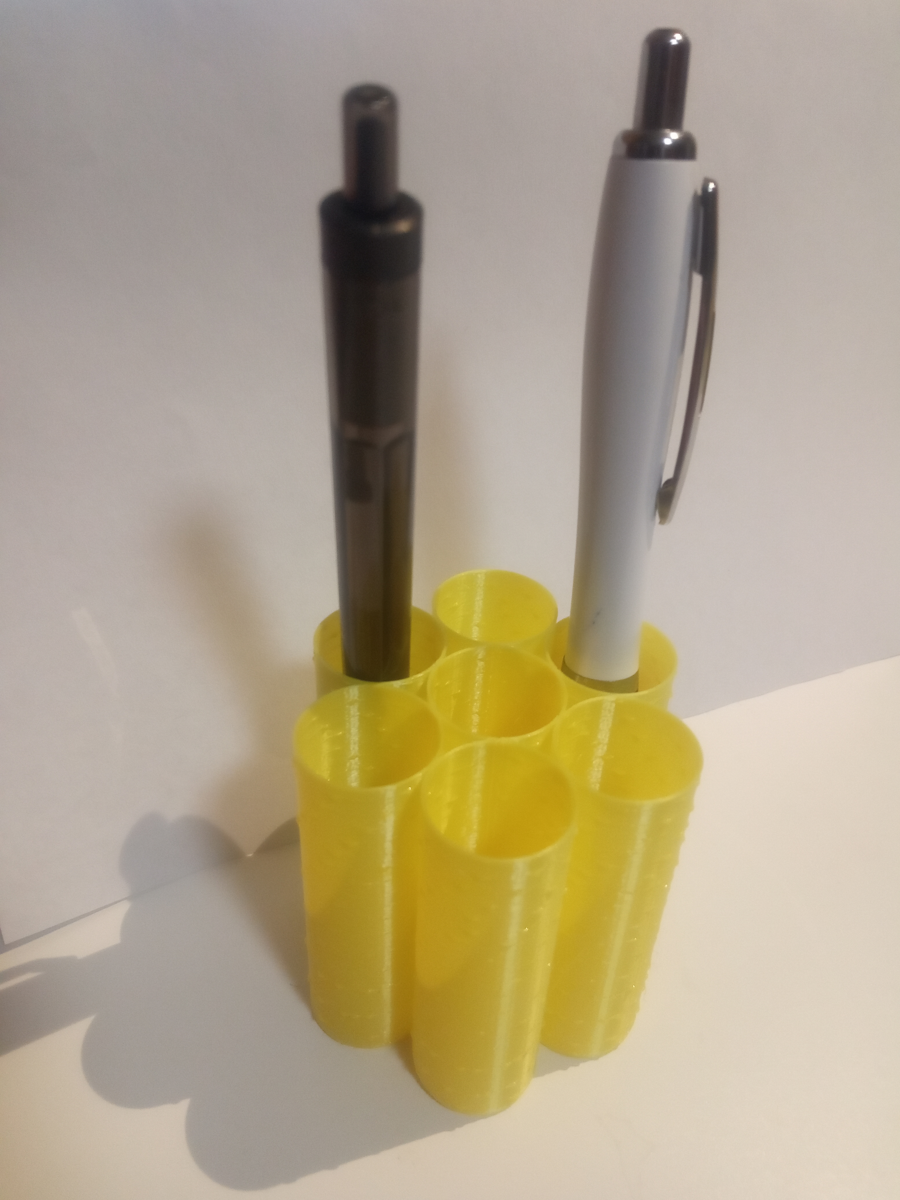 Quick 7-slot pen holder