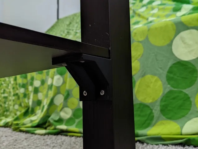 Reinforcement bracket for IKEA LACK coffee table