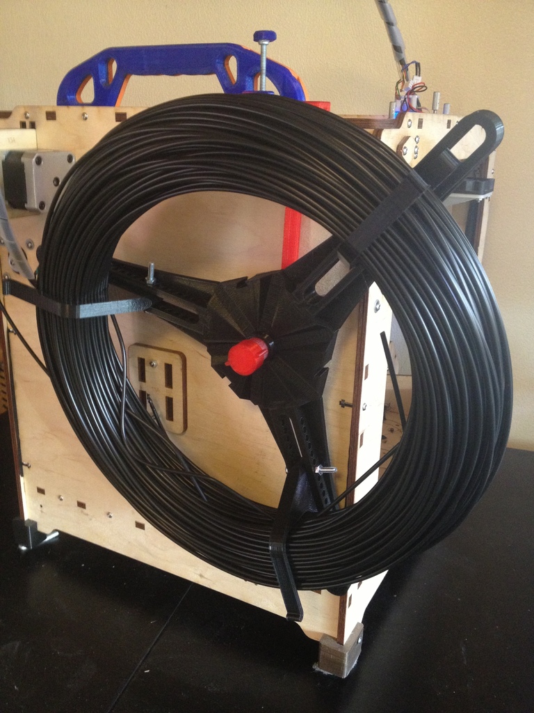 Adjustable Heavy Duty filament spool for Ultimaker