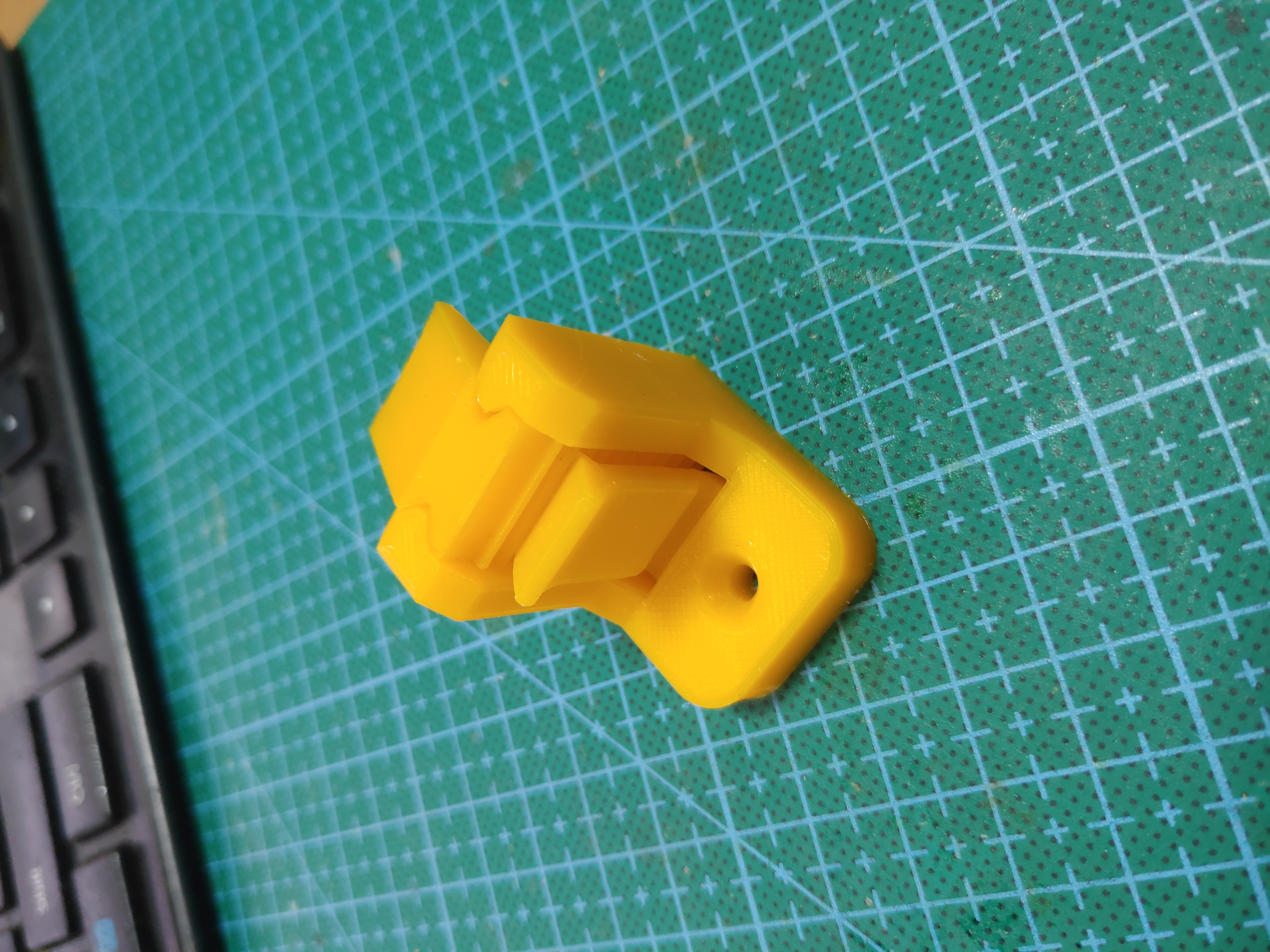 Miniatura 9 do modelo 3D Socket Clip