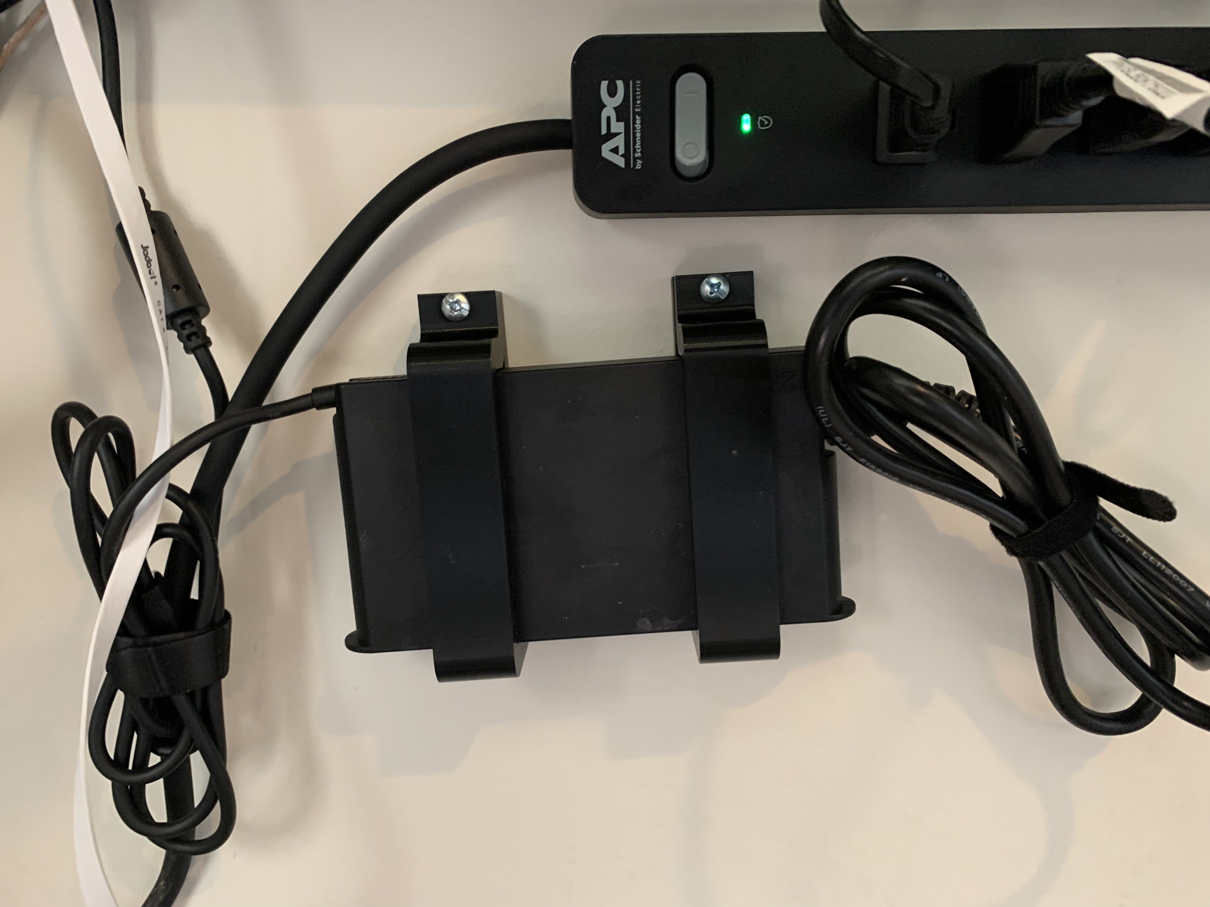 Lenovo ThinkPad 230 Watt Charger Bracket