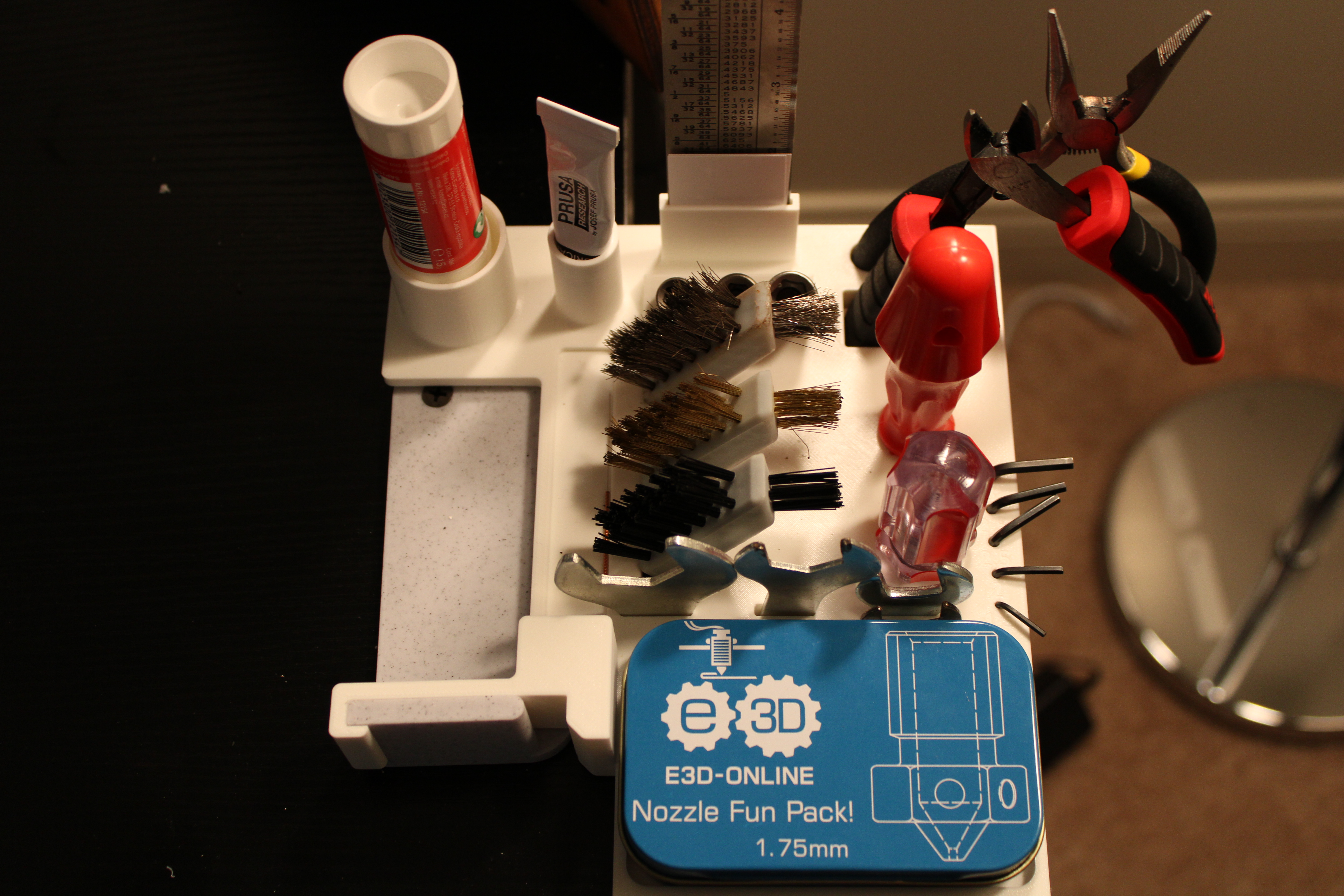 Prusa i3 MK3 & MK2/MK2S Tool Holder (Remix)