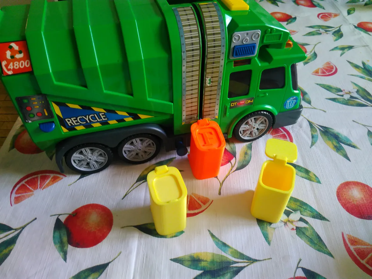 Dickie Toys - Le camion-poubelle Garbage Truck