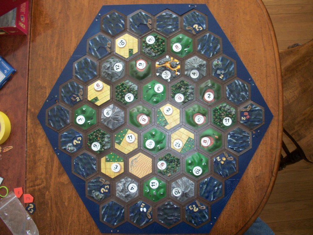 Boarder for 3d Catan that includes room for Water Tiles