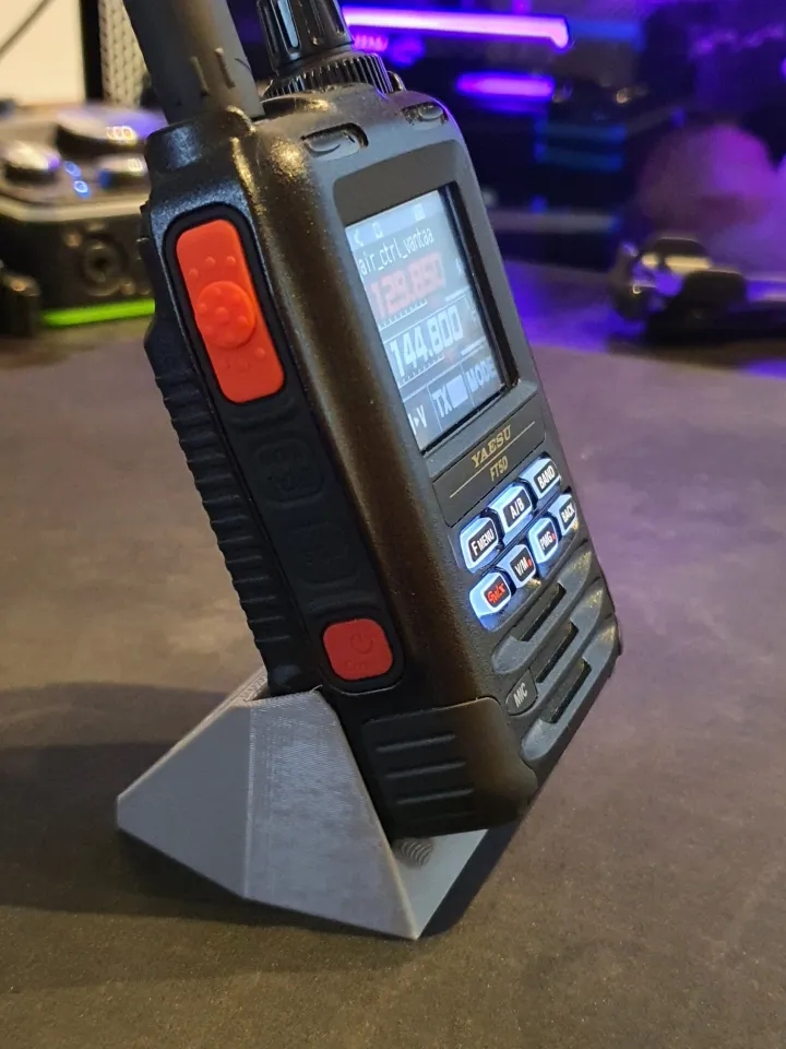 Yaesu FT5D table stand by MikkoP | Download free STL model