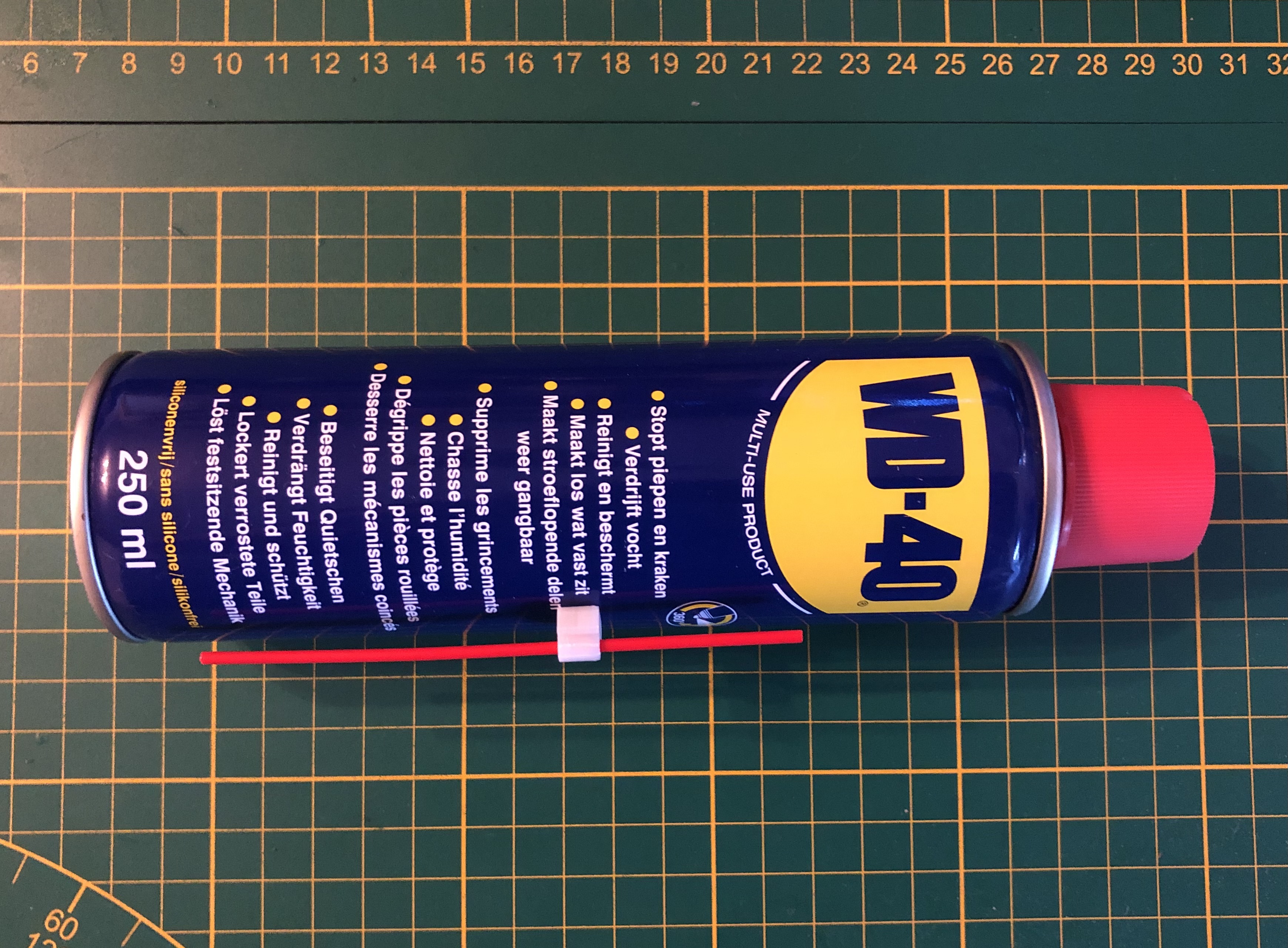 Spray Can Straw Holder / Mount - Universal - Magnetic e.g. for WD-40 cans !!<100mm filament!!