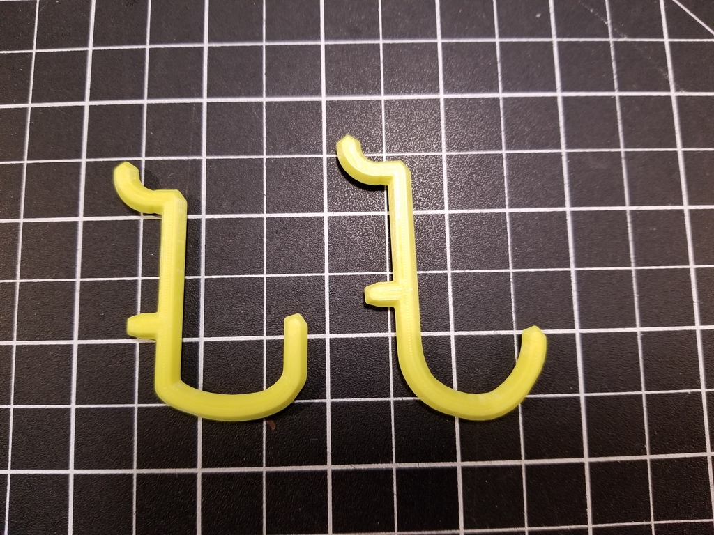 Miniatura 2 do modelo 3D Customizable pegboard hooks