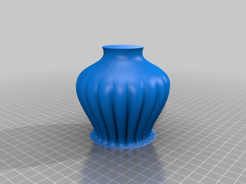 Short wavy vase