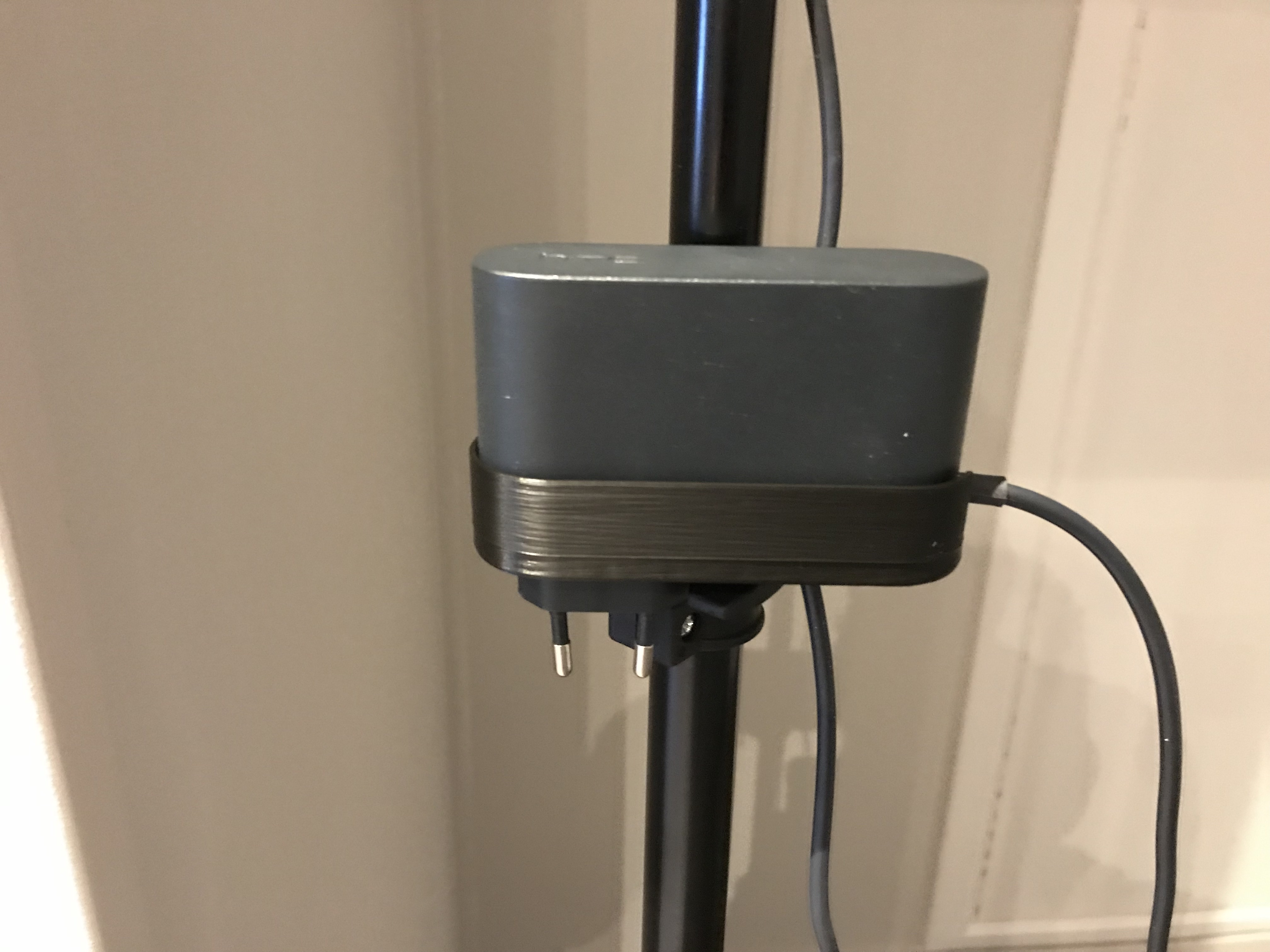 Vive Lighthouse Charger Cable Holder For Tripod
