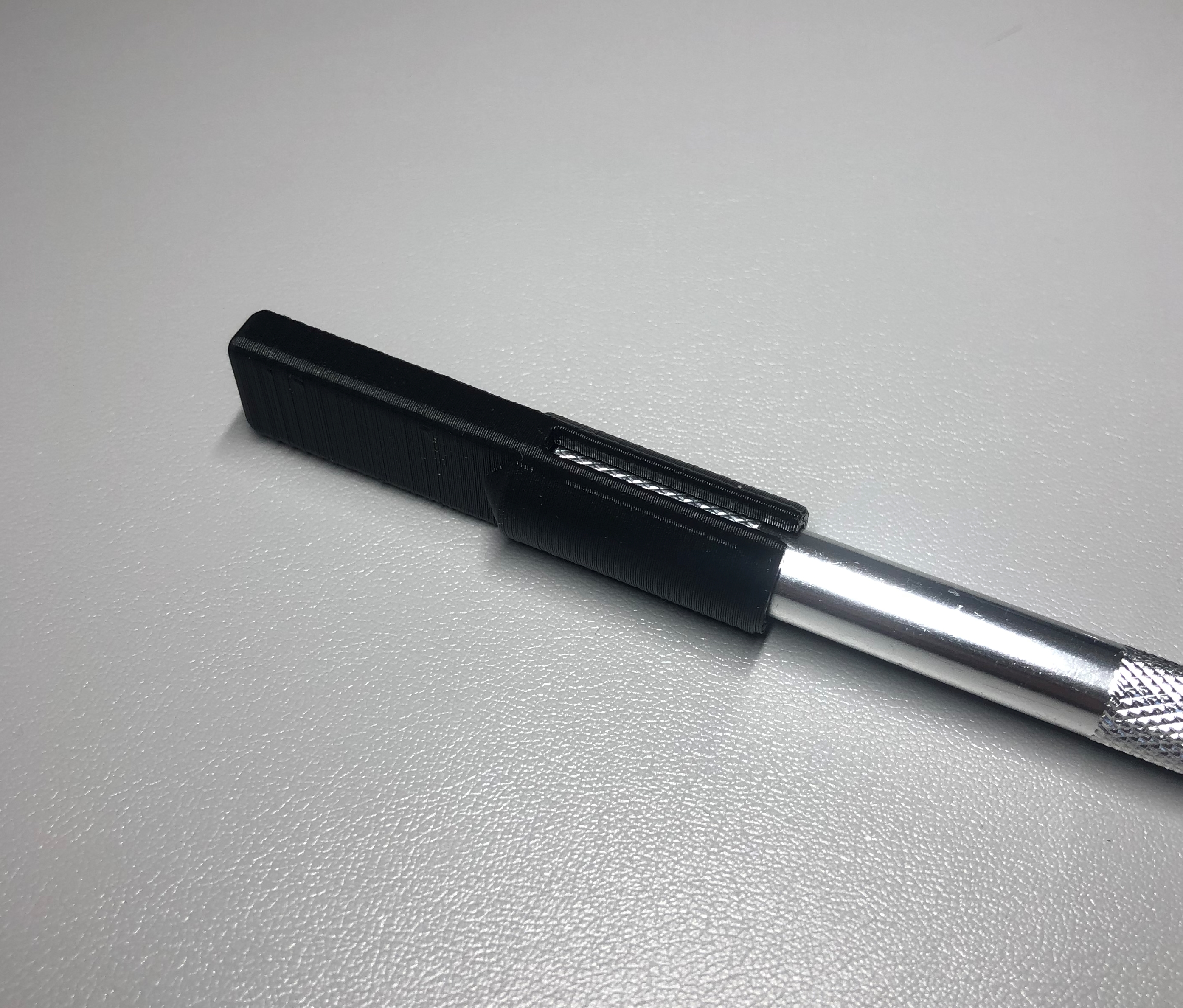 Hobby Knife Cap (closing)