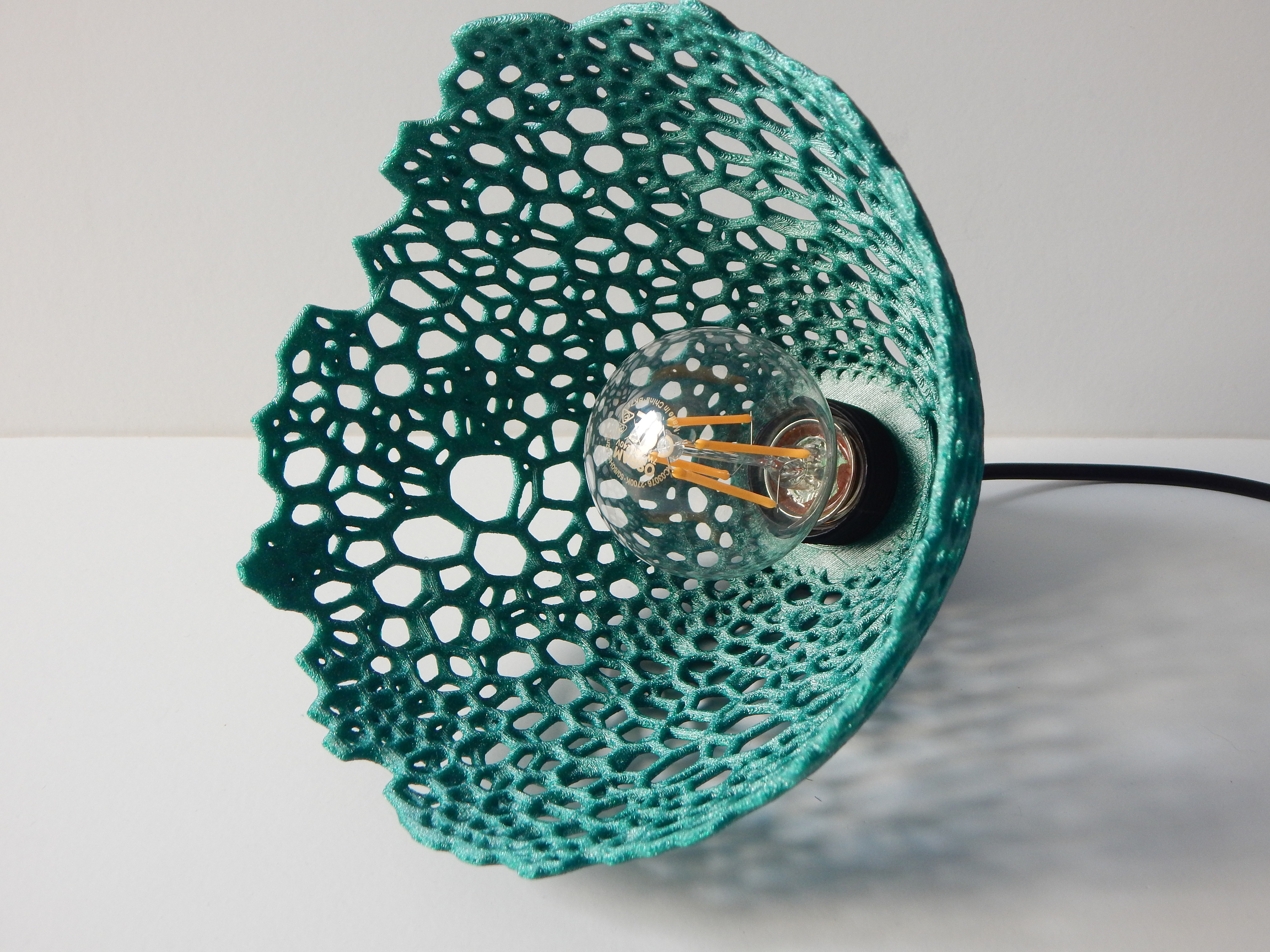 Miniatura 4 do modelo 3D Voronoi Lampshade E27
