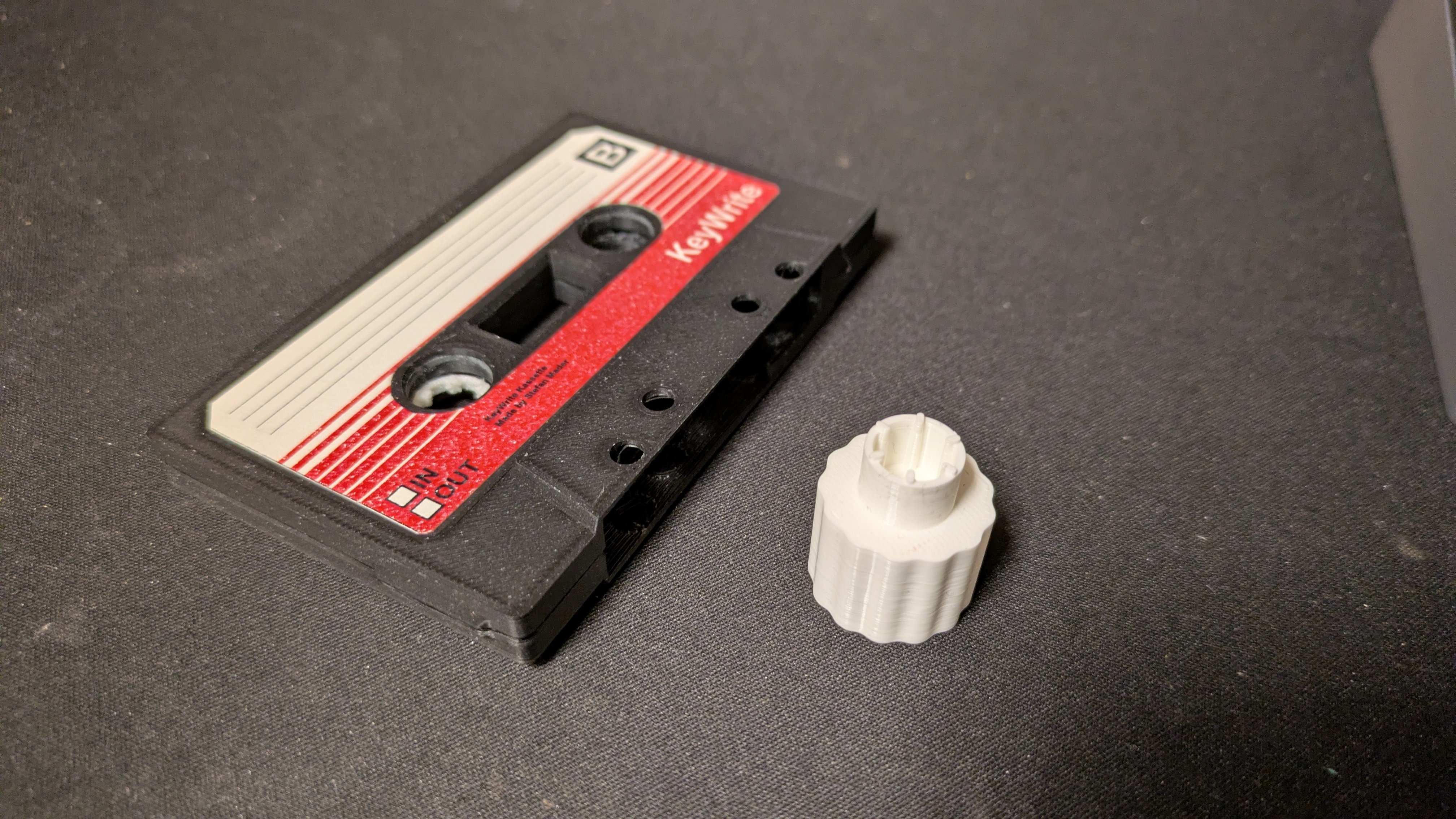 Hercules Knob retro cassette