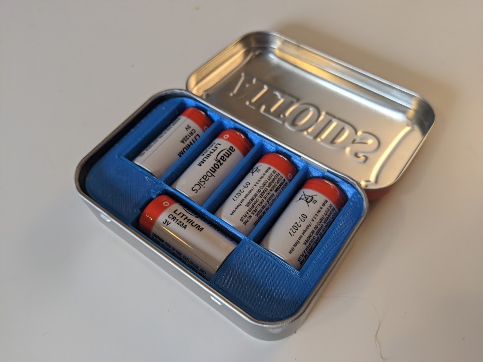 CR123A Altoids Tin Insert