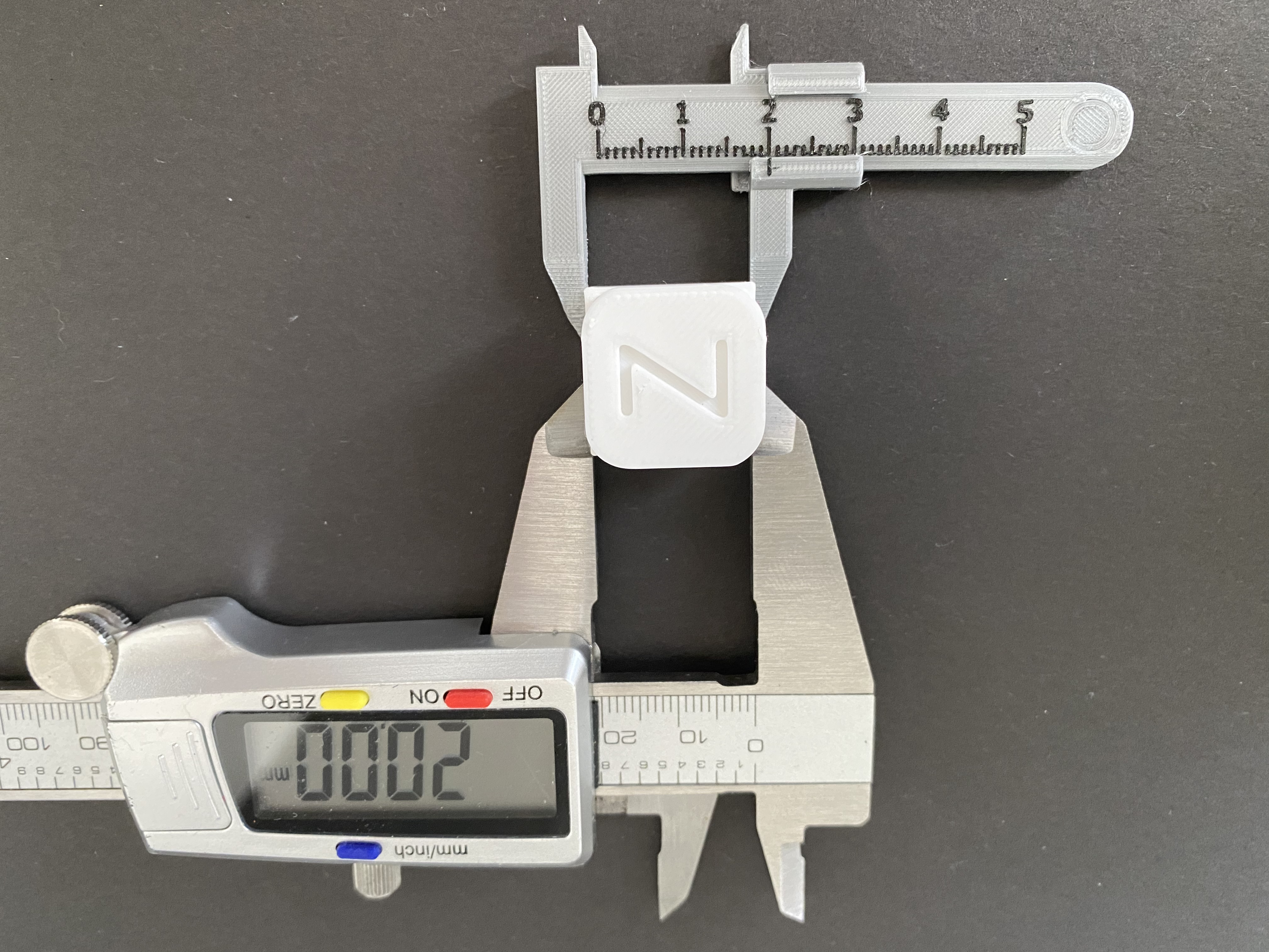 Miniatura 5 do modelo 3D Mini Caliper