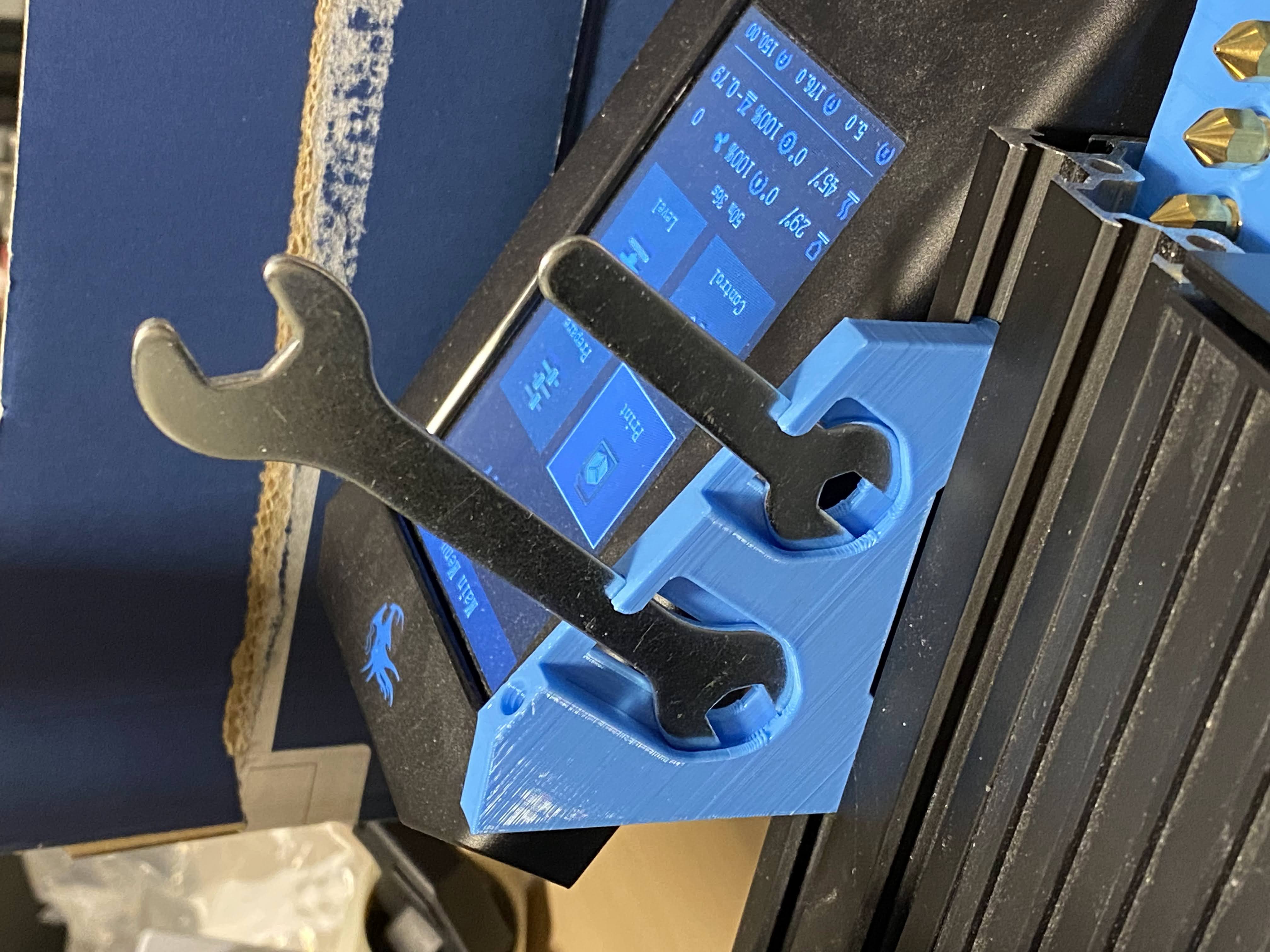 Wrench mount for Ender 3 V2 by Wirp Download free STL model