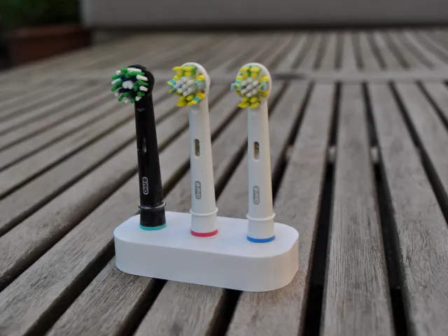 OralB Toothbrush head stand