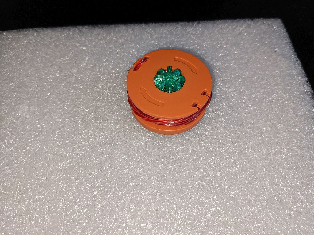 Worx String Trimmer spool caddy by Nikdfish Download free STL model