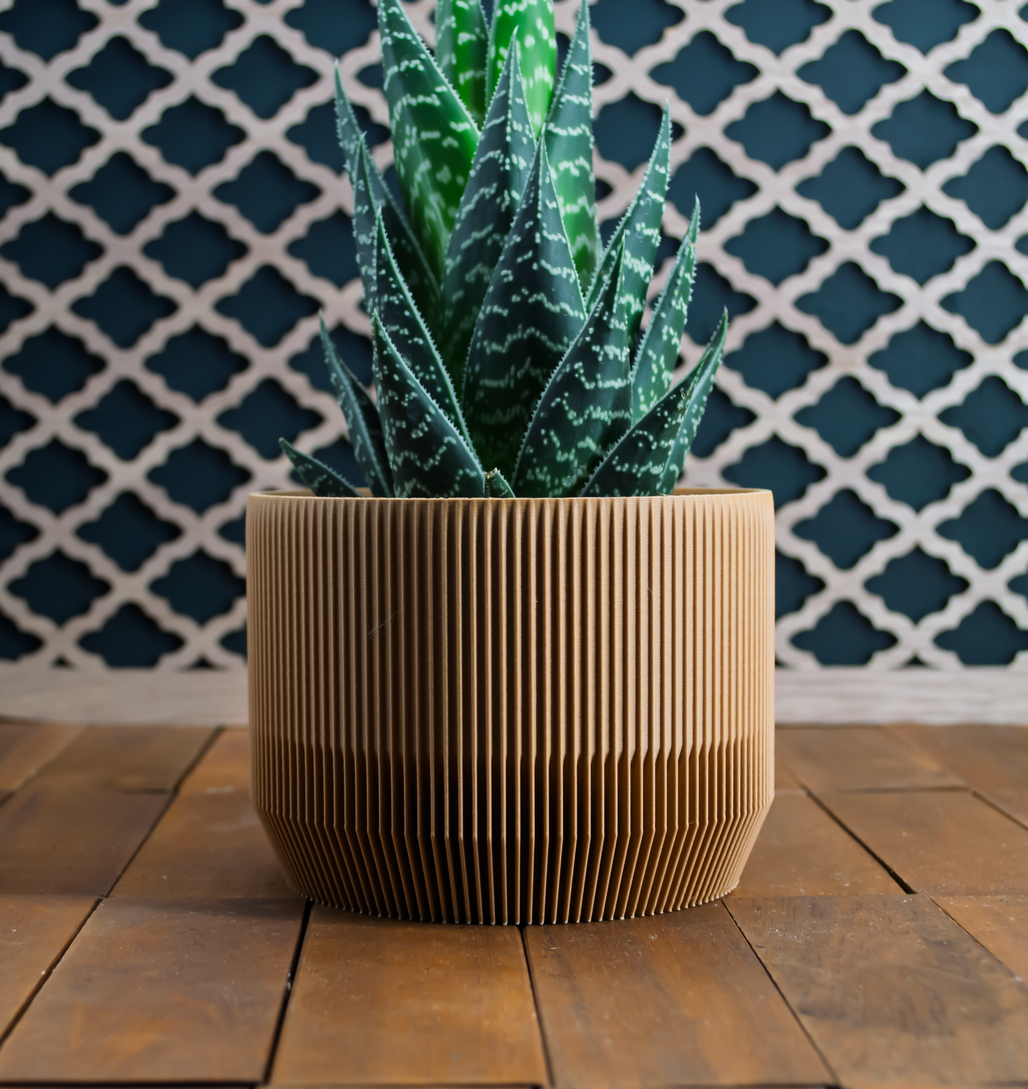 Mid Century Modern Plant Pot with Drainage
