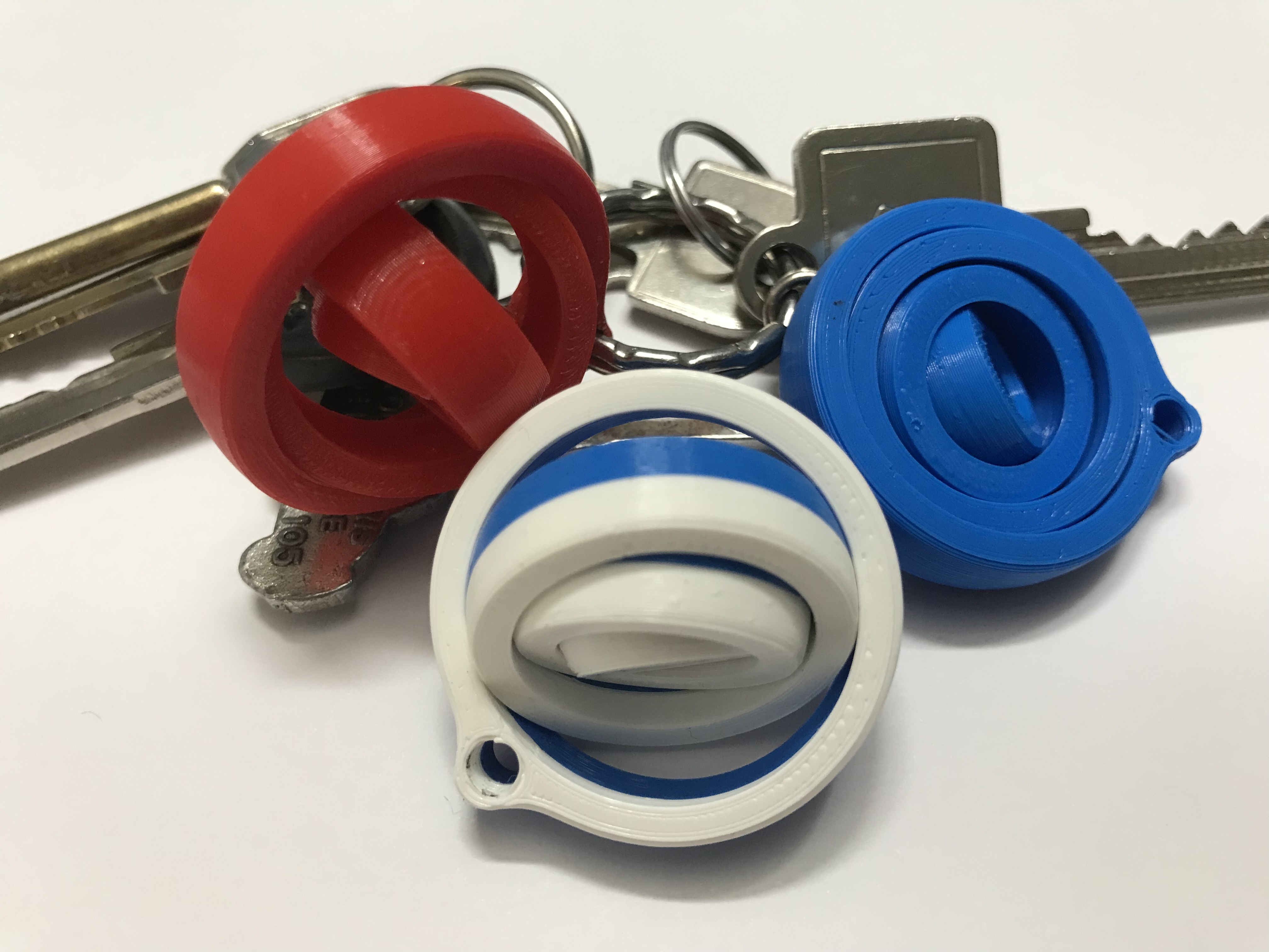 Fidgetable keychain