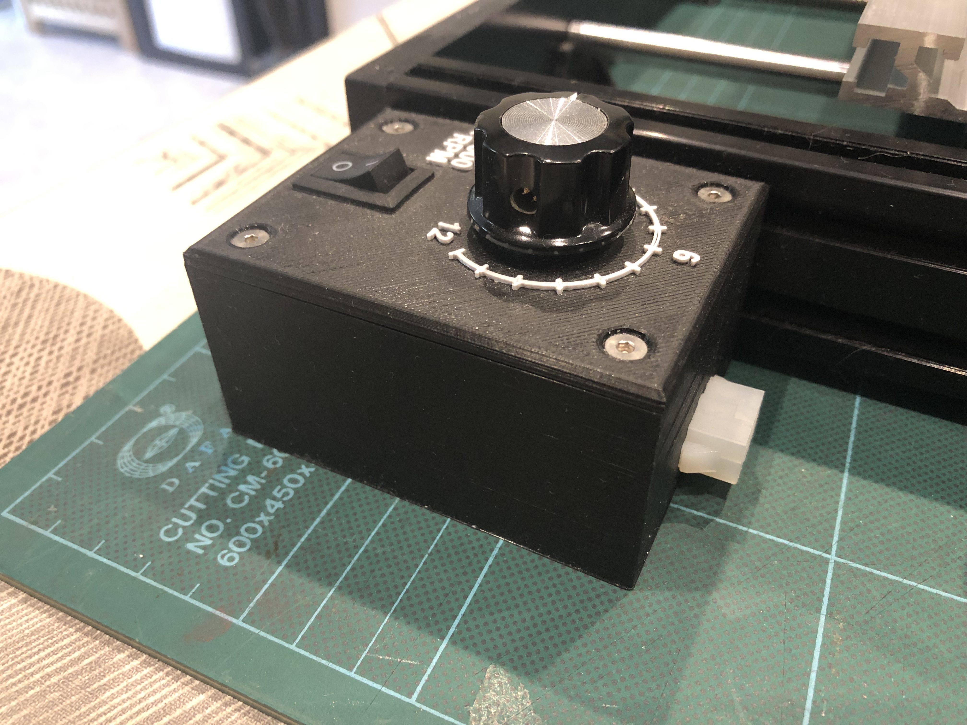 CNC 3018 Pro - Case for variable speed drive and button on off motor 500w