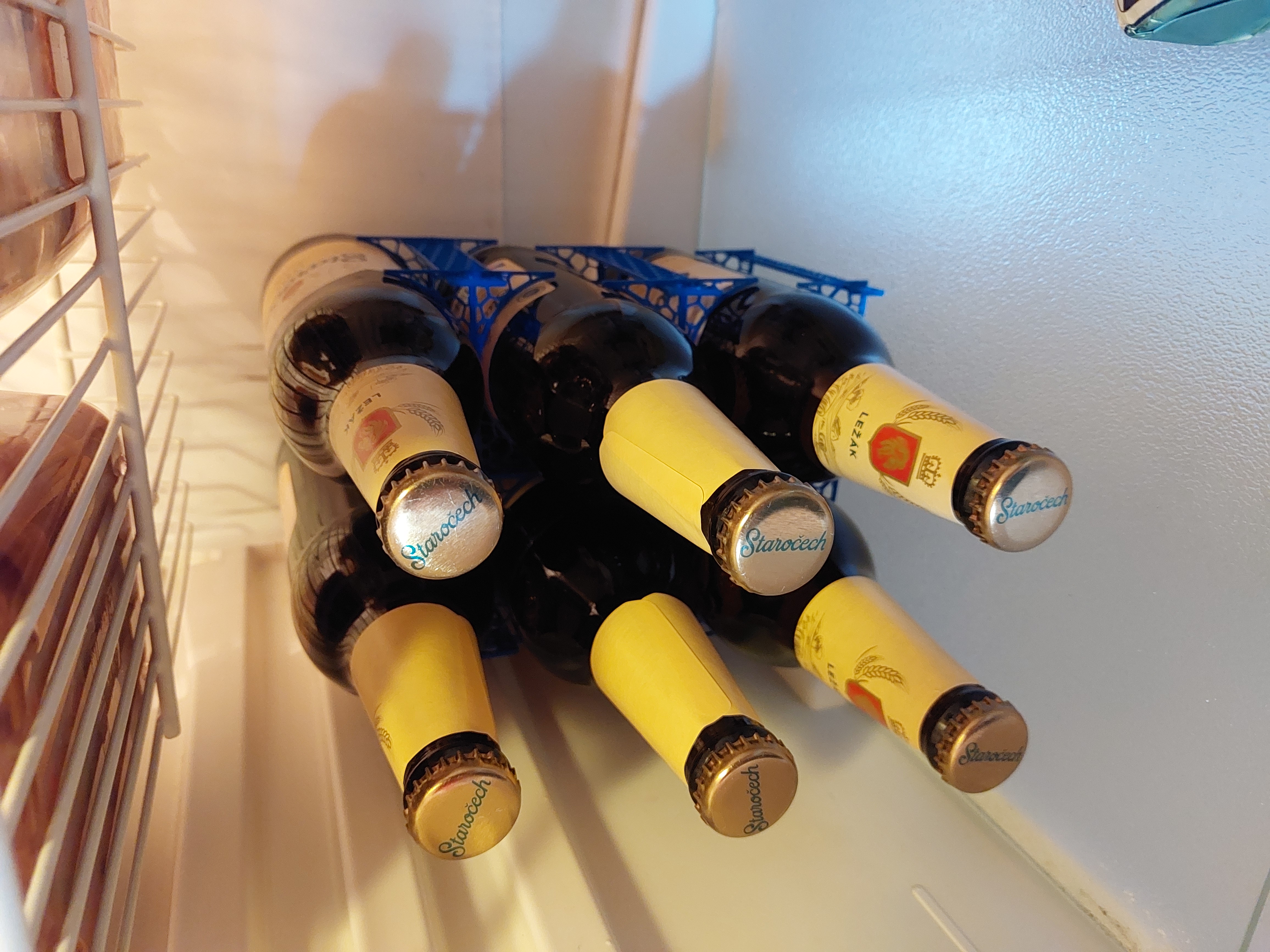 Modular beer stand