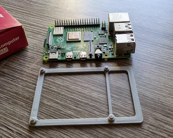 Raspberry Pi 4B stand