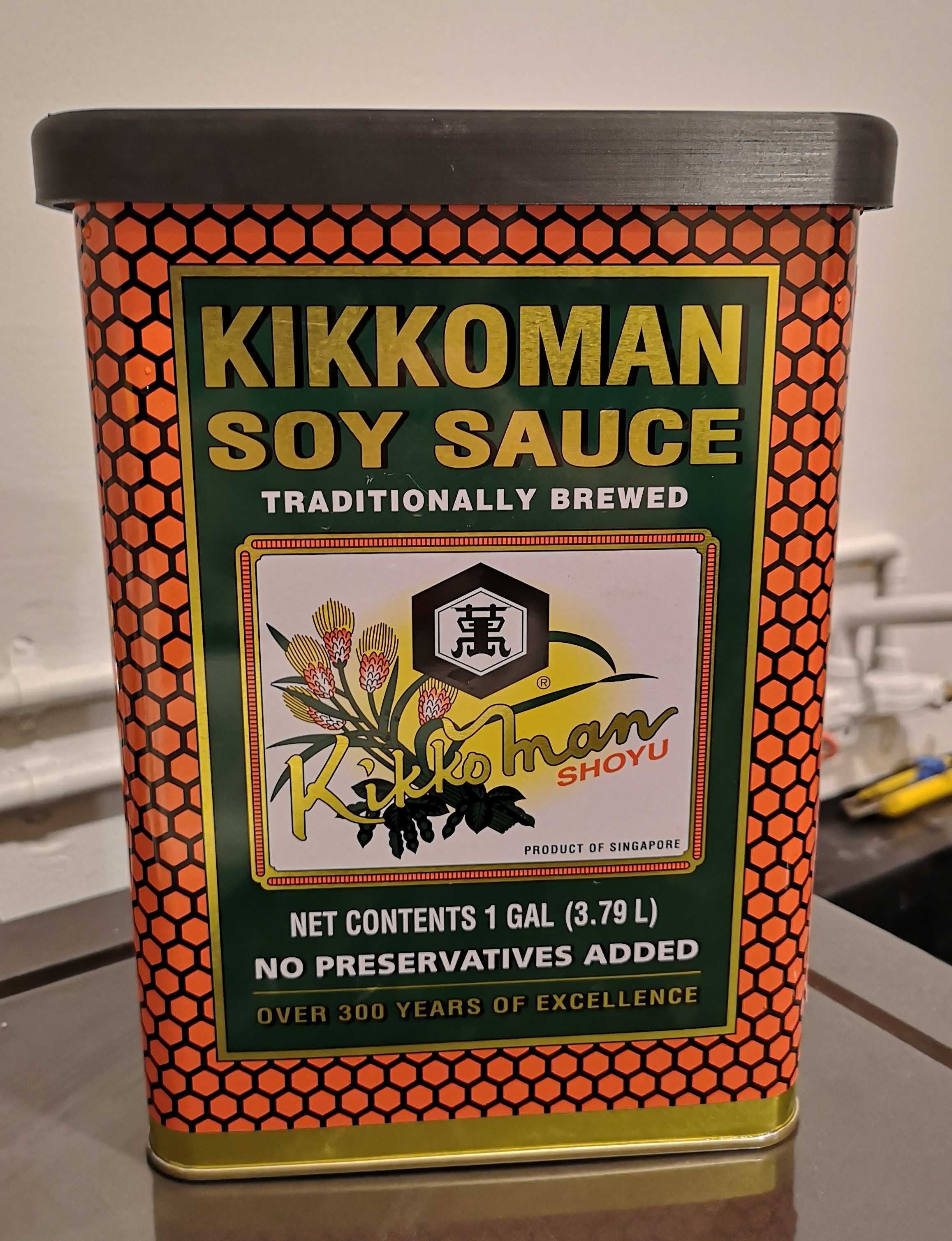 Safe edge guard to convert Kikkoman soy sauce tub into planter/container