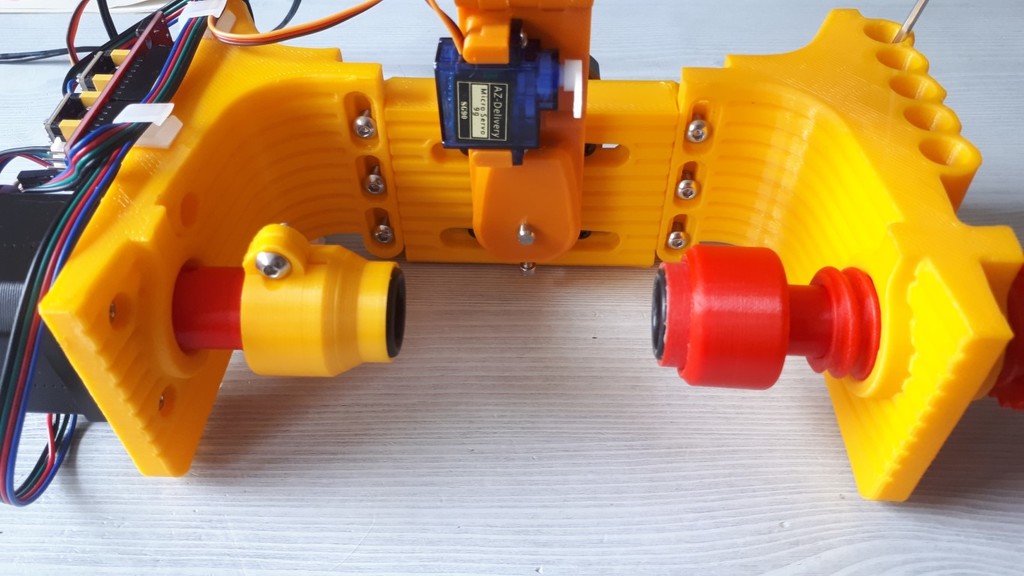 Miniatura 5 do modelo 3D EggBot, EggDuino, SphereBot Remix