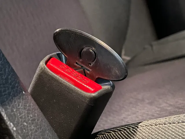 Honda Ridgeline Seatbelt Cheater