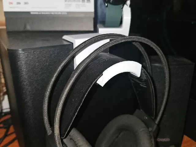 Headphone Stand Space-Saving Corner Holder