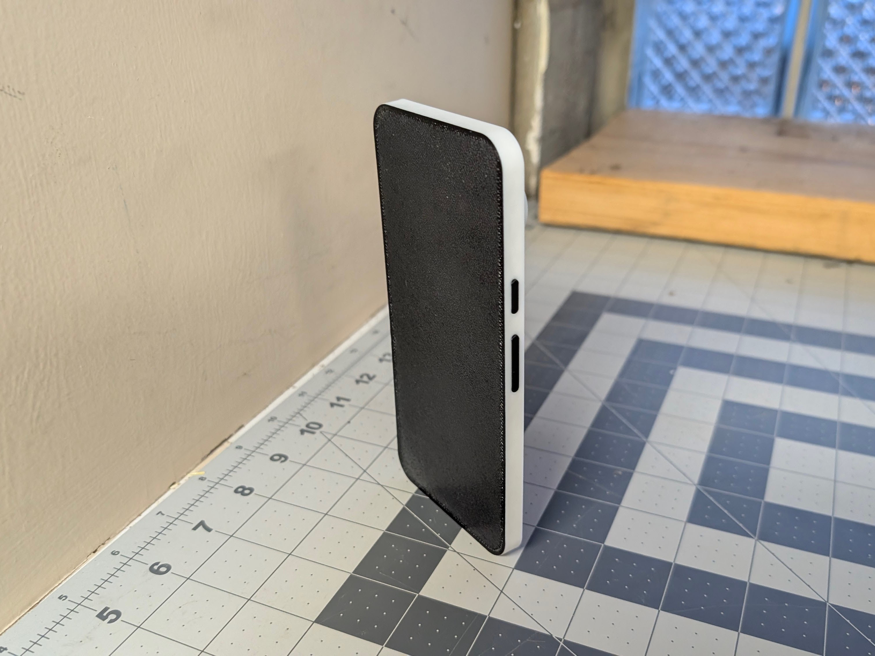 Google Pixel 10 Pro Model — thumbnail 4