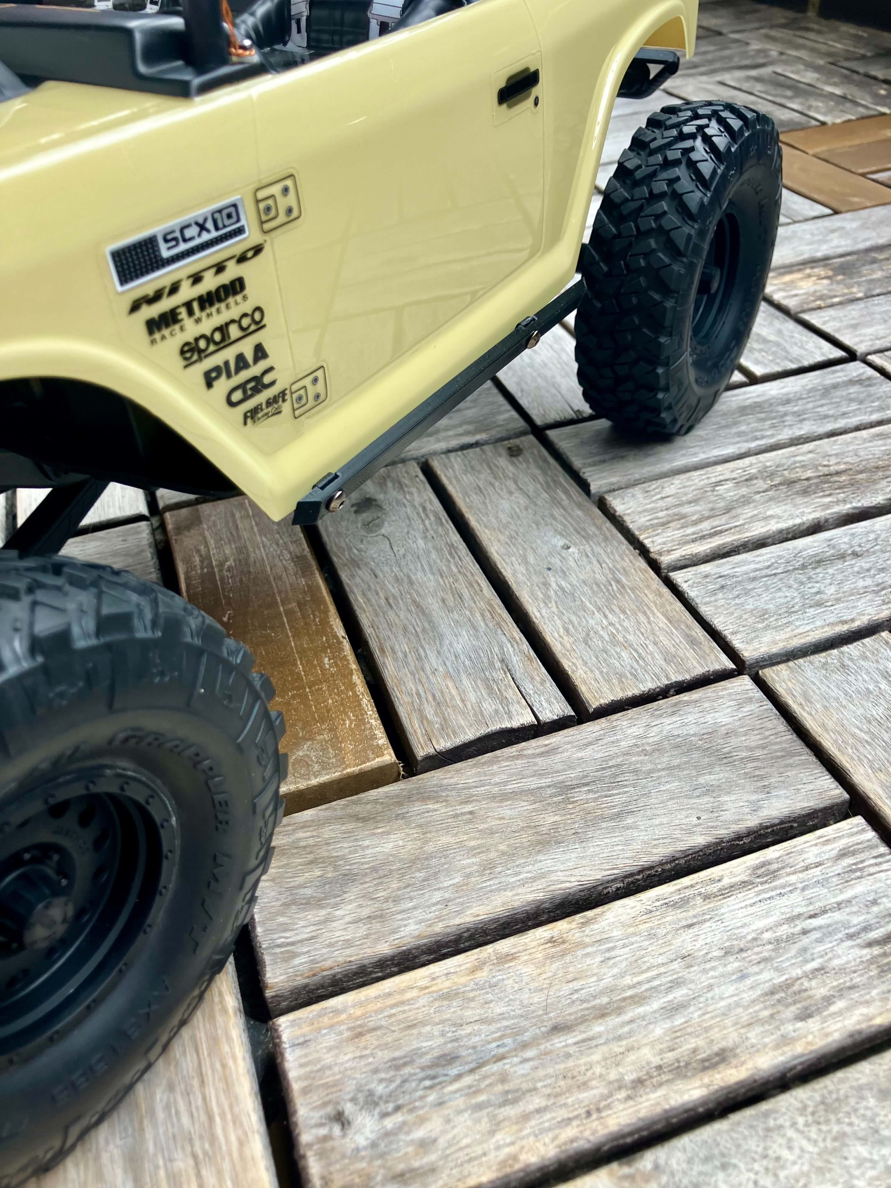 Axial SCX10ii Deadbolt Rock Slider