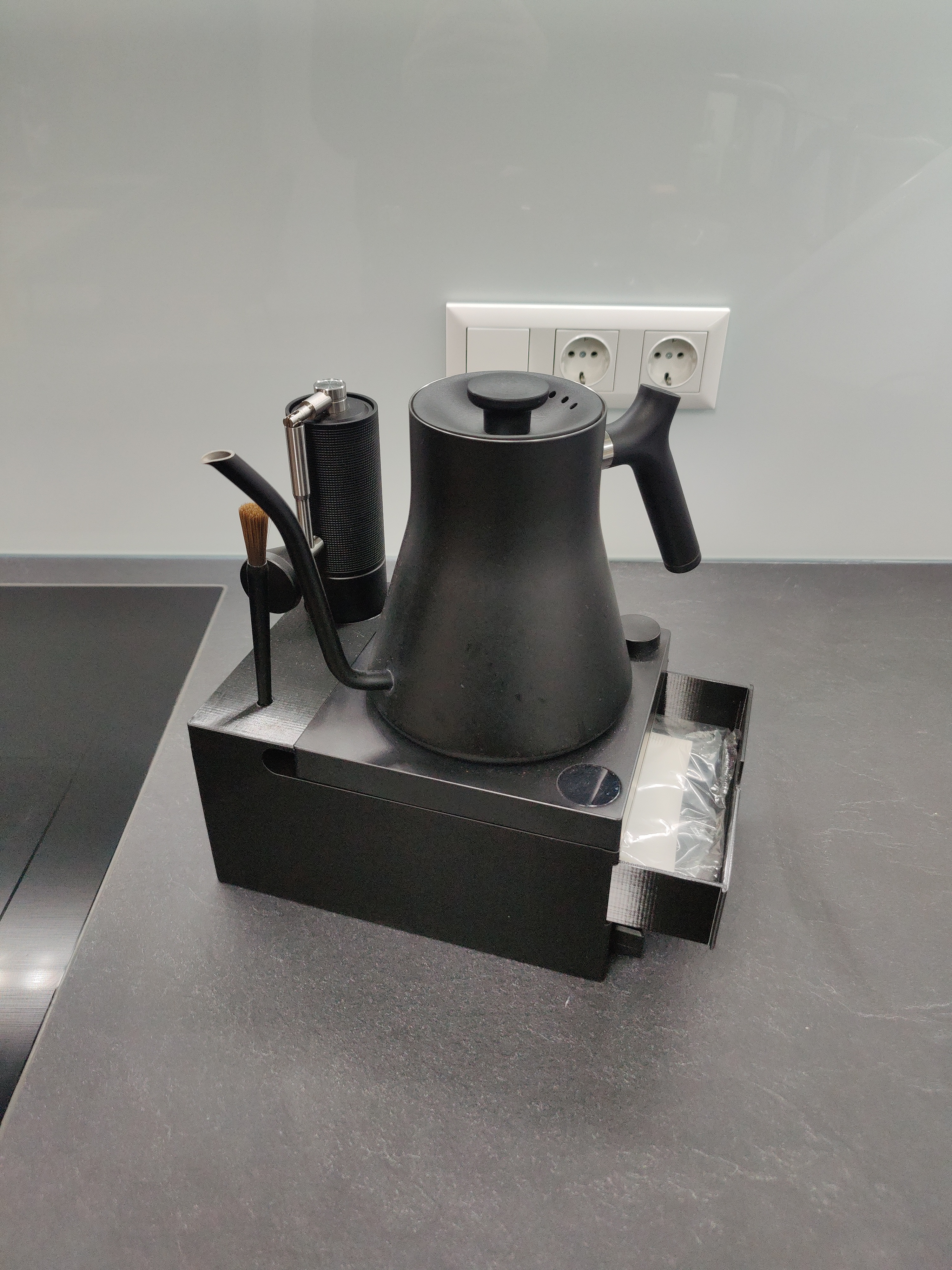 Fellow Stagg EKG + Accessory Stand