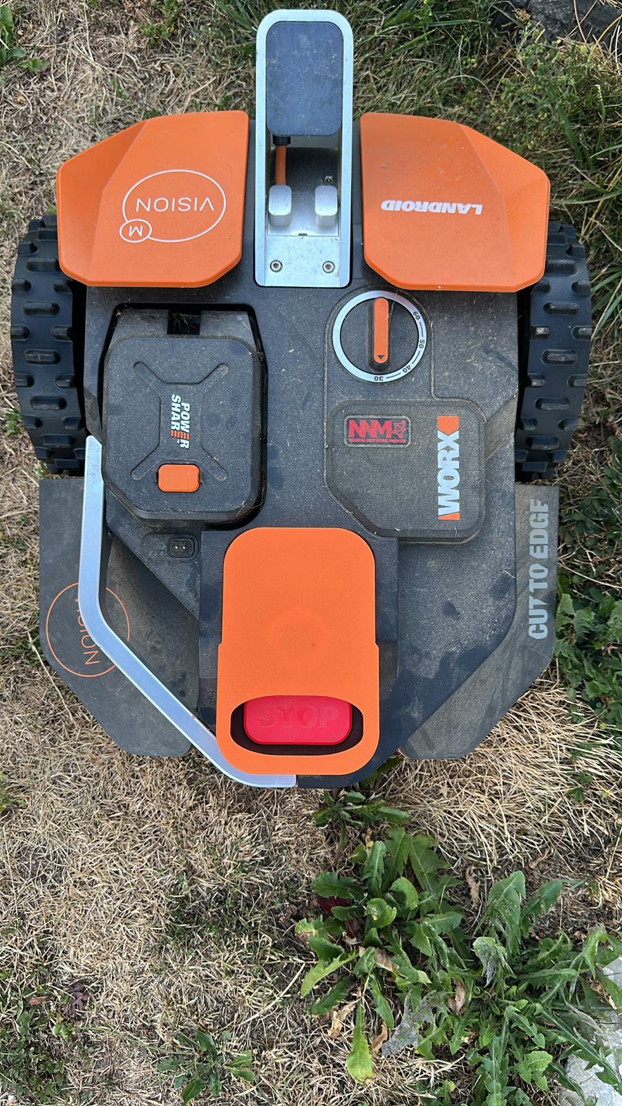 Worx Landroid Vision display cover with cutout
