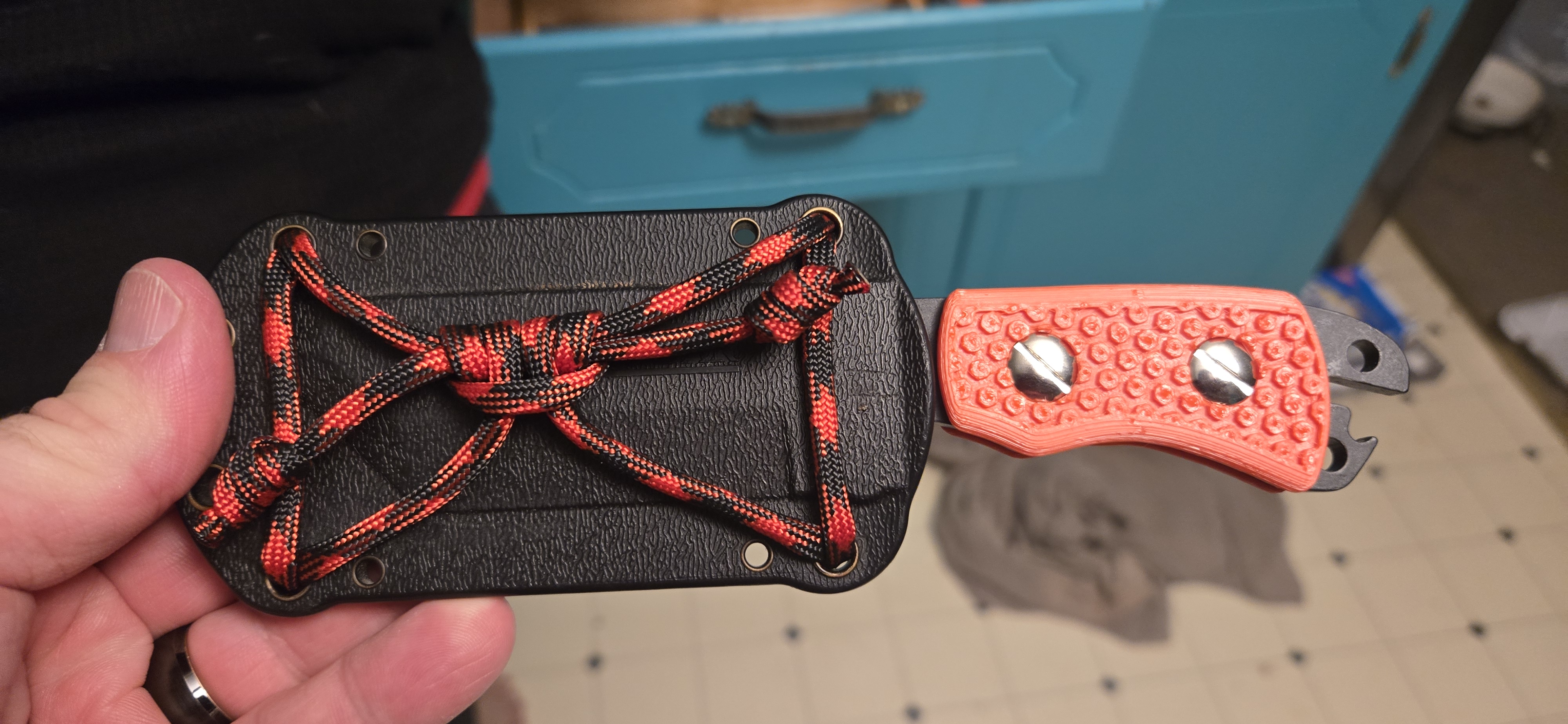 BK-11 Becker Necker Scales