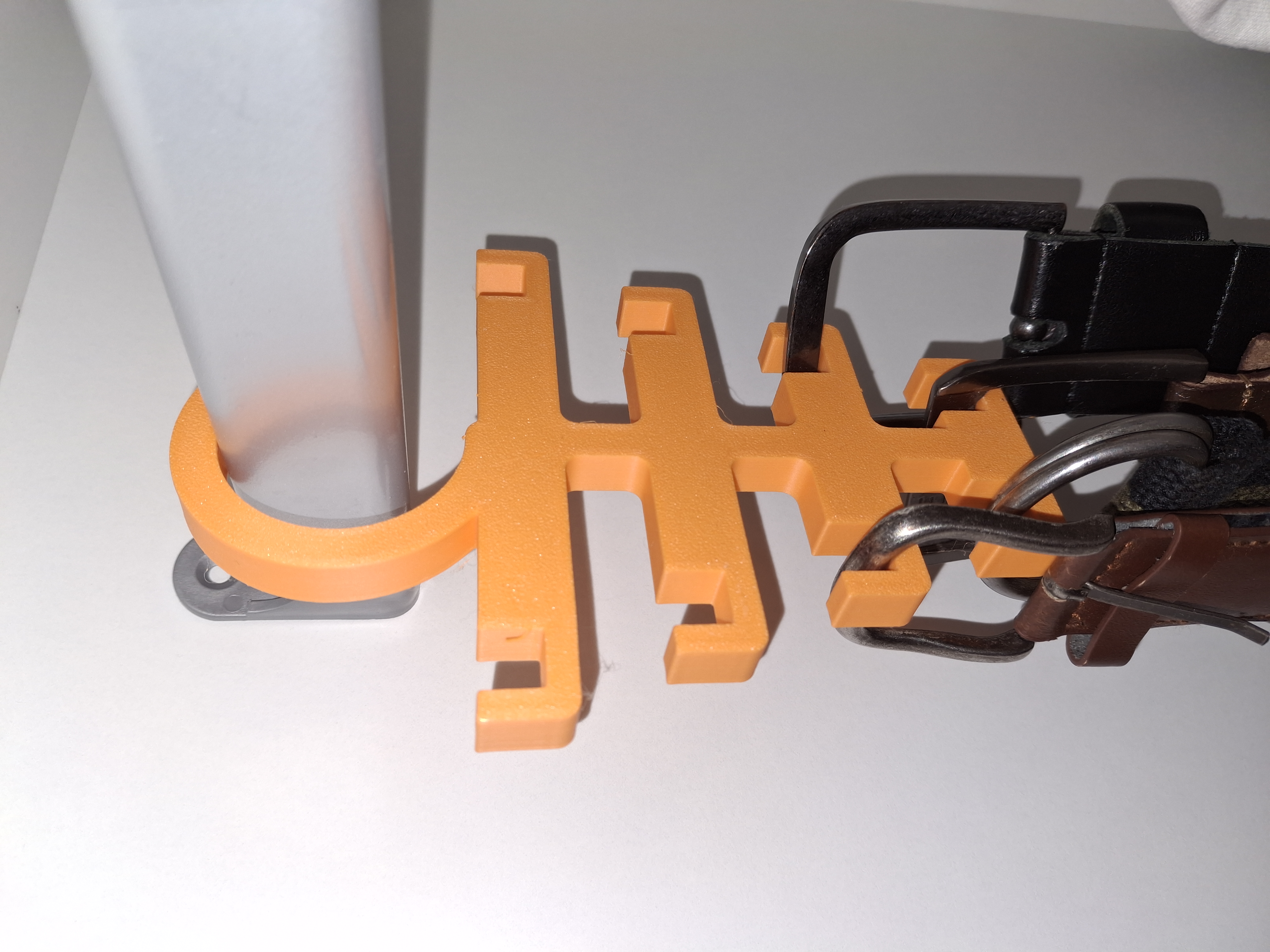 Improved Belt Hanger