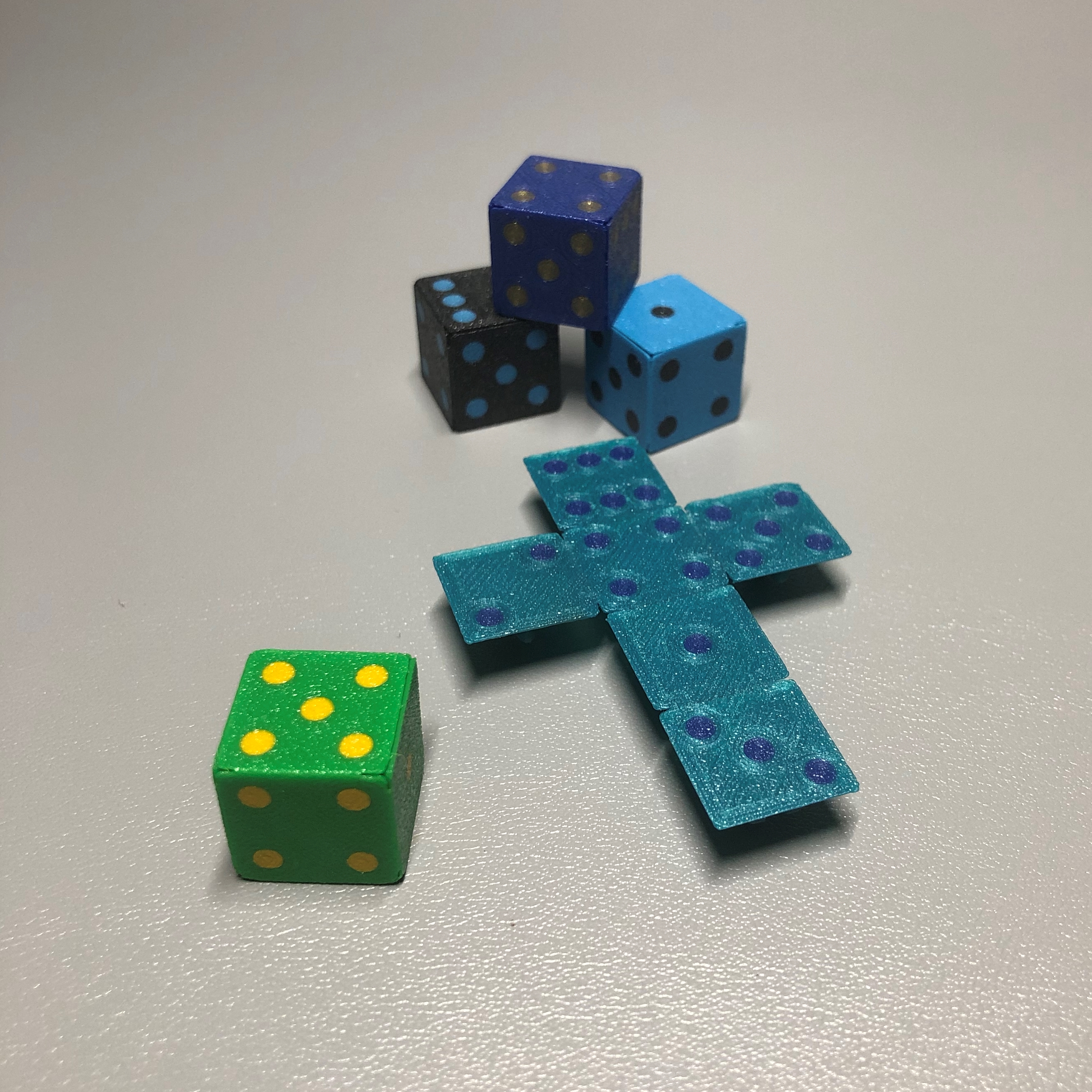 blank dice 3D Models to Print - yeggi