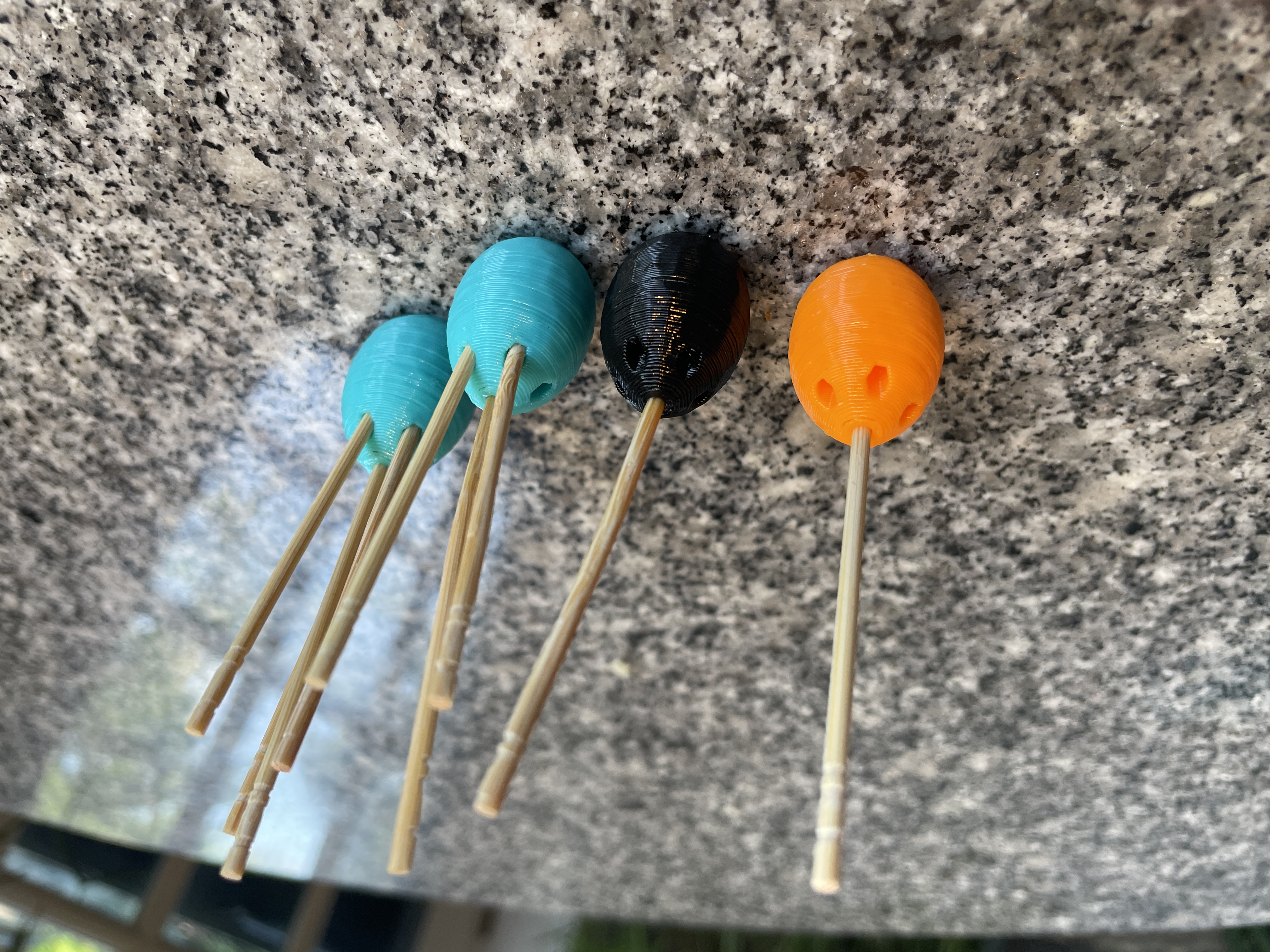 Miniatura 2 do modelo 3D Mini Egg Toothpick Holder
