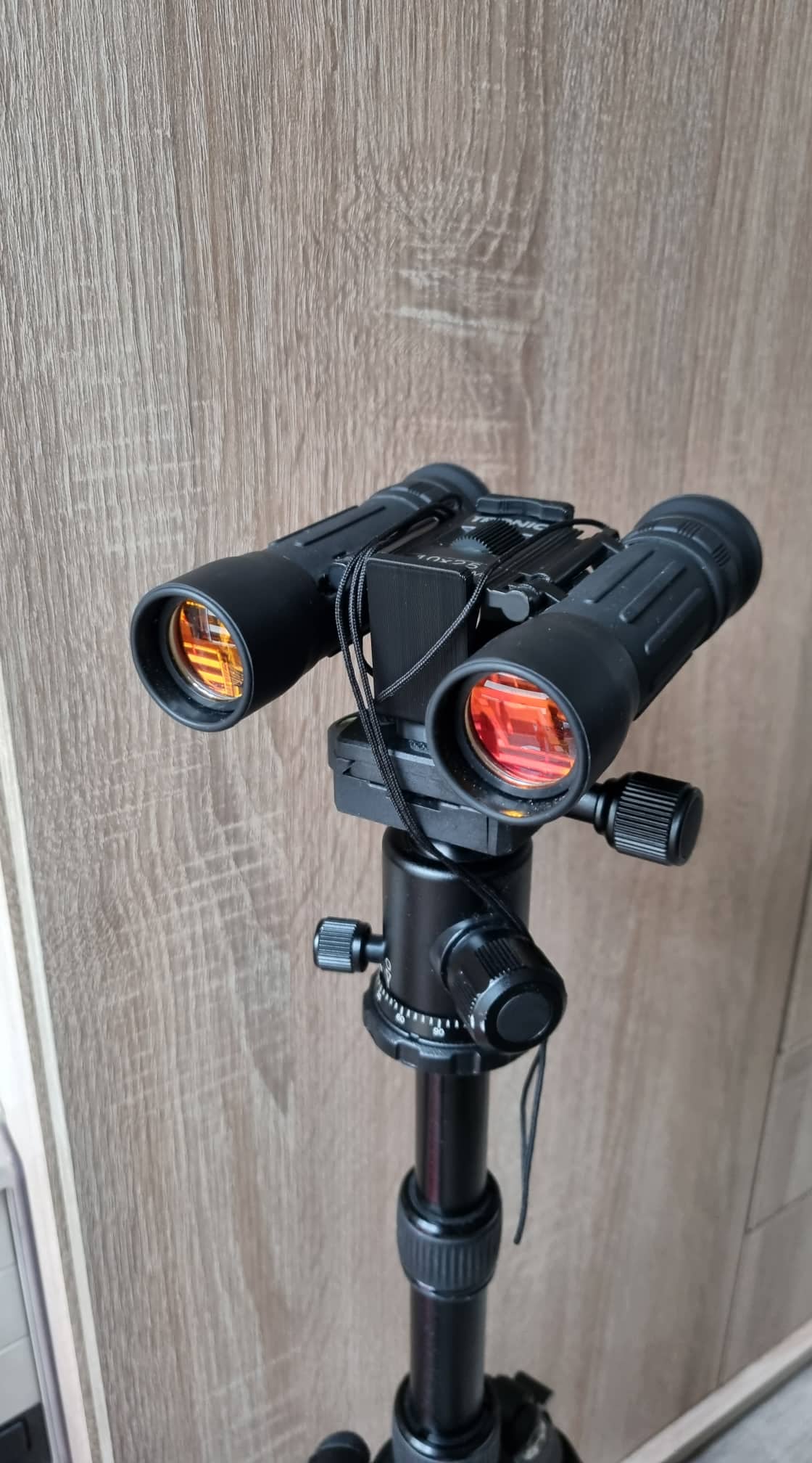 Snap-on binocular to tripod adapter (for Tronic 10x25), no glue