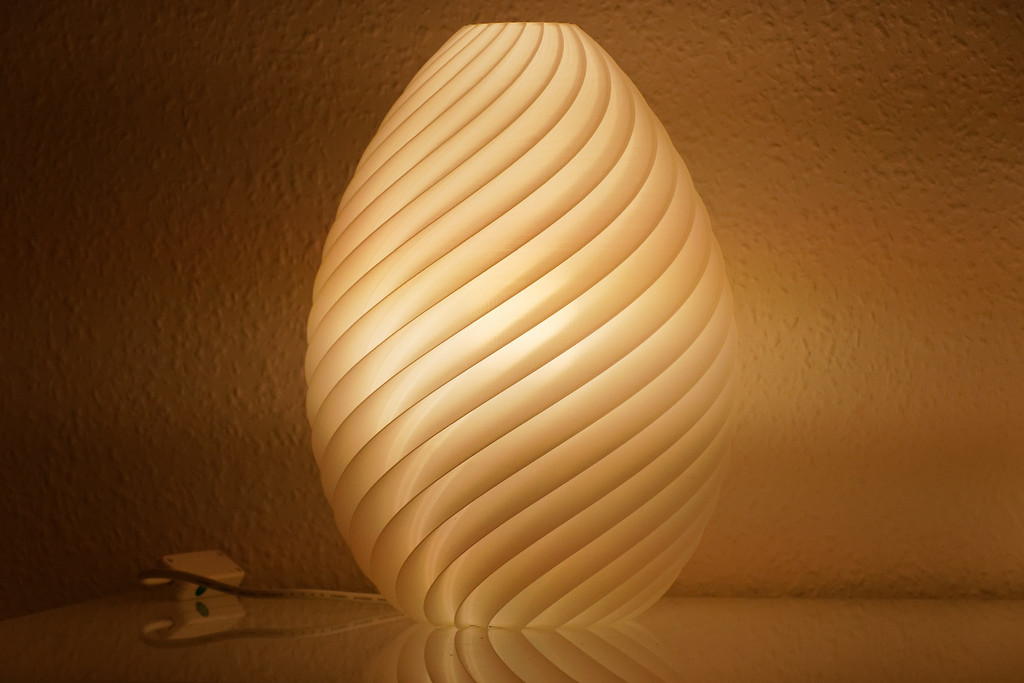 Finned lamp for E27 LED / Philips Hue