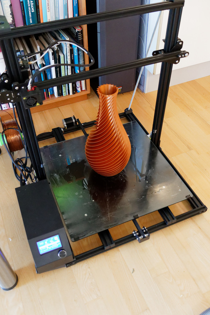 Twirled fluted vase — miniatura 7