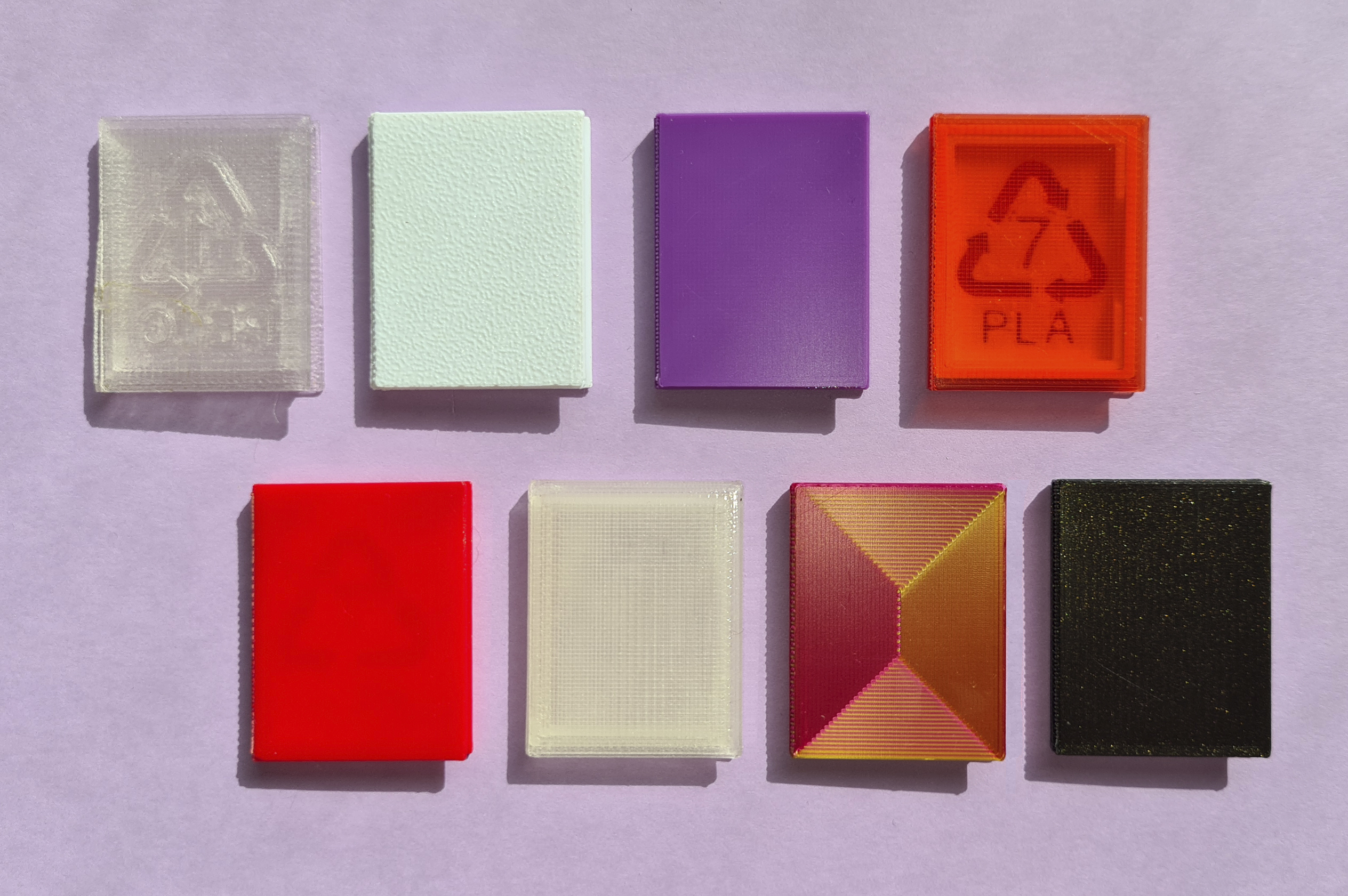 Miniatura 11 do modelo 3D Book-style SD card case