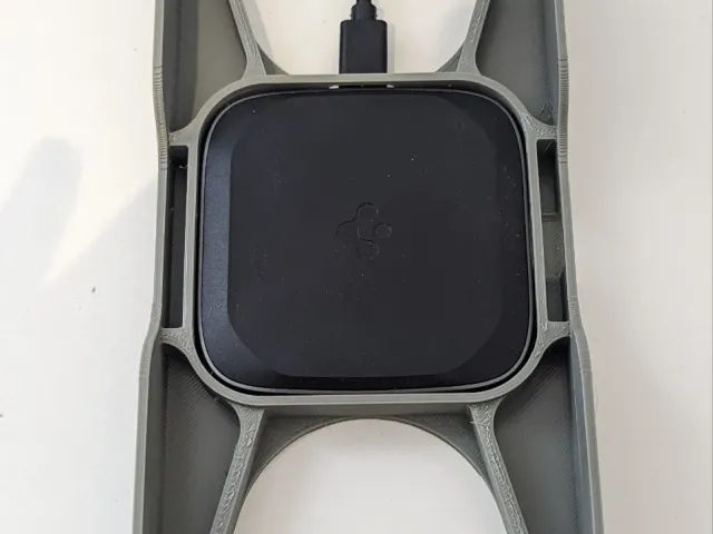 Pixel 6 pro Spigen wireless charging cradle